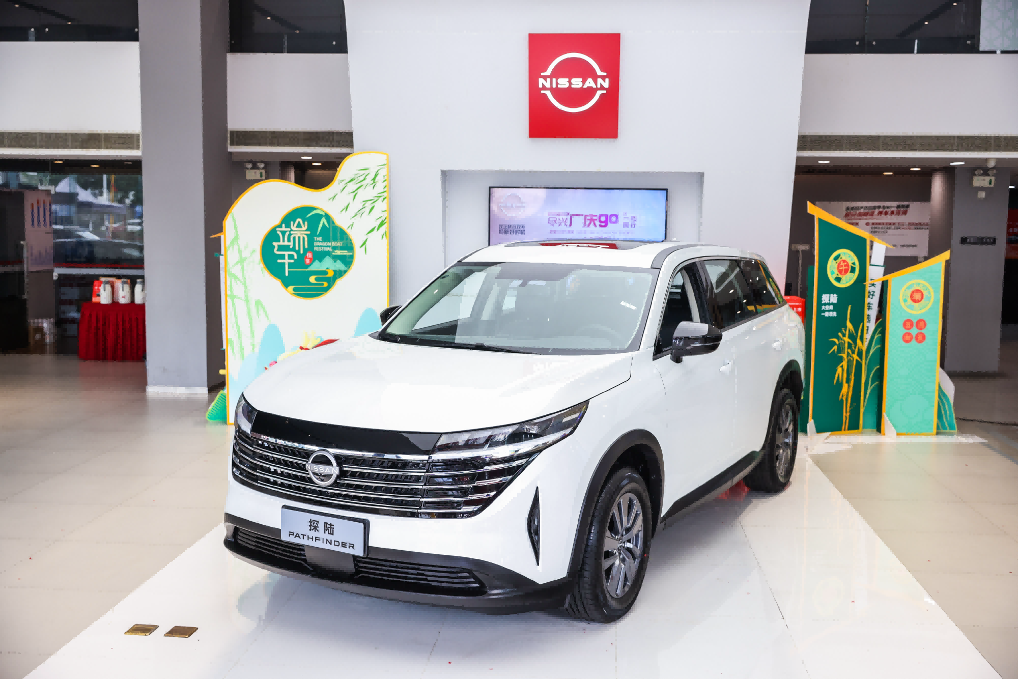 日产探陆新车型上市，2.0T+9AT动力，20万出头拿下