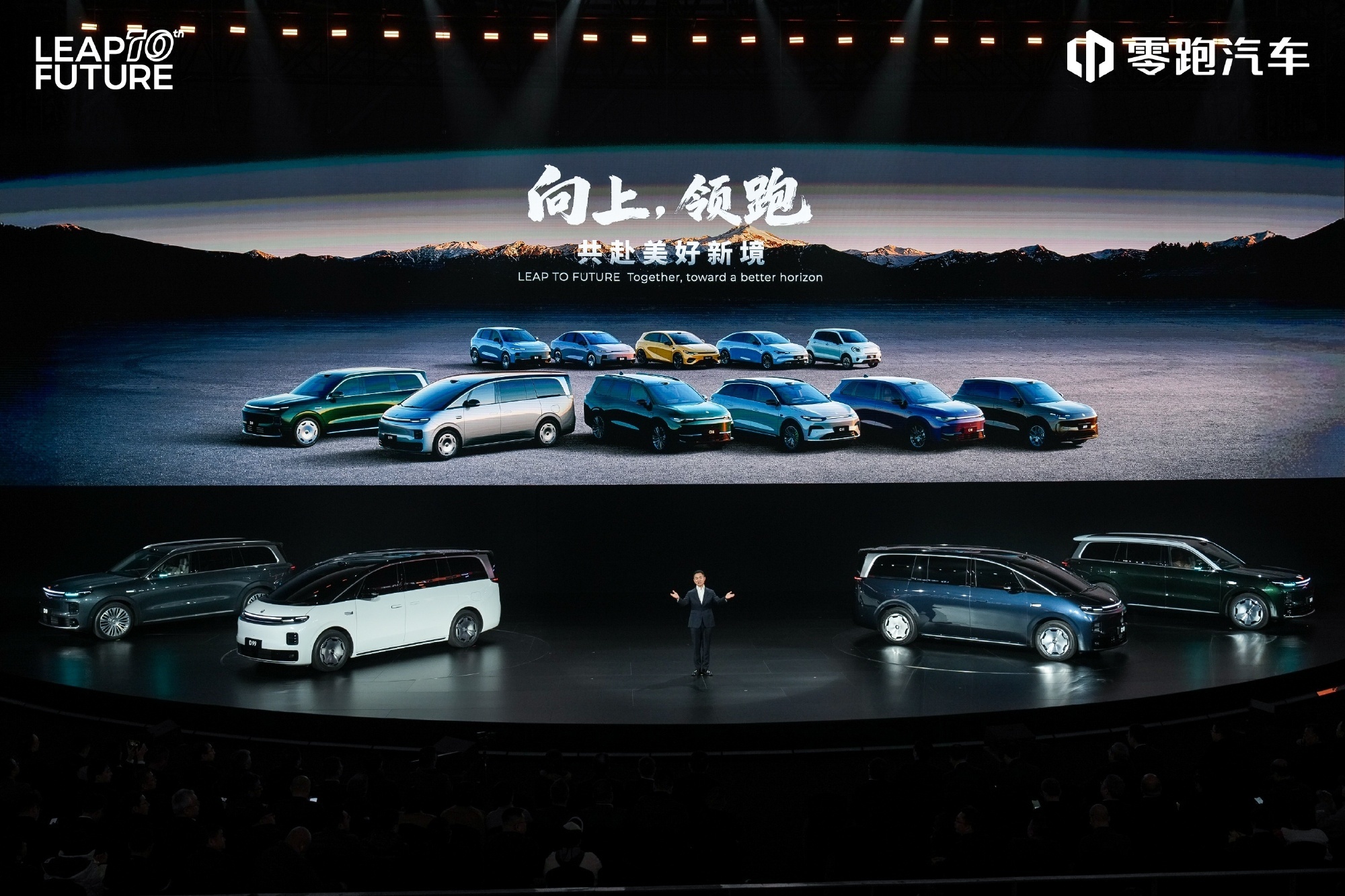 摸着理想过河？25-30万级MPV市场迎来搅局者！