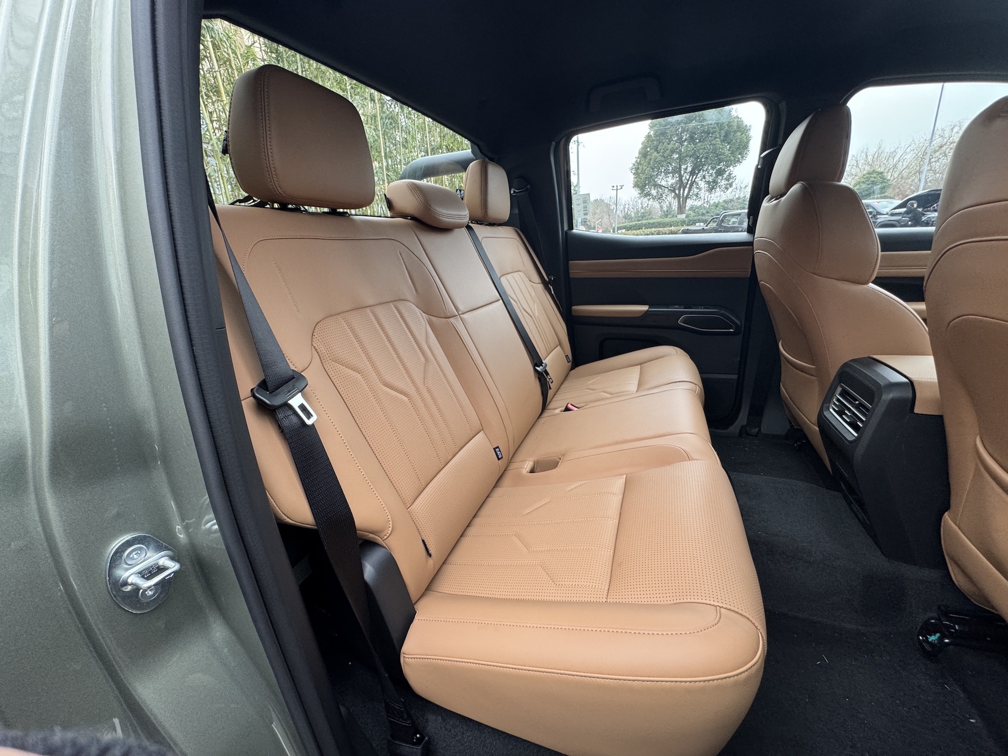 12.78万起，两驱/四驱可选，奇瑞威麟R08 EV上市