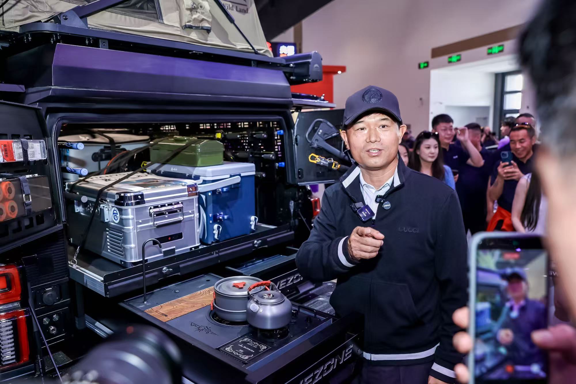 北京车展｜山海炮Hi4-T钓鱼共创版亮相钓王邓刚亲自操刀