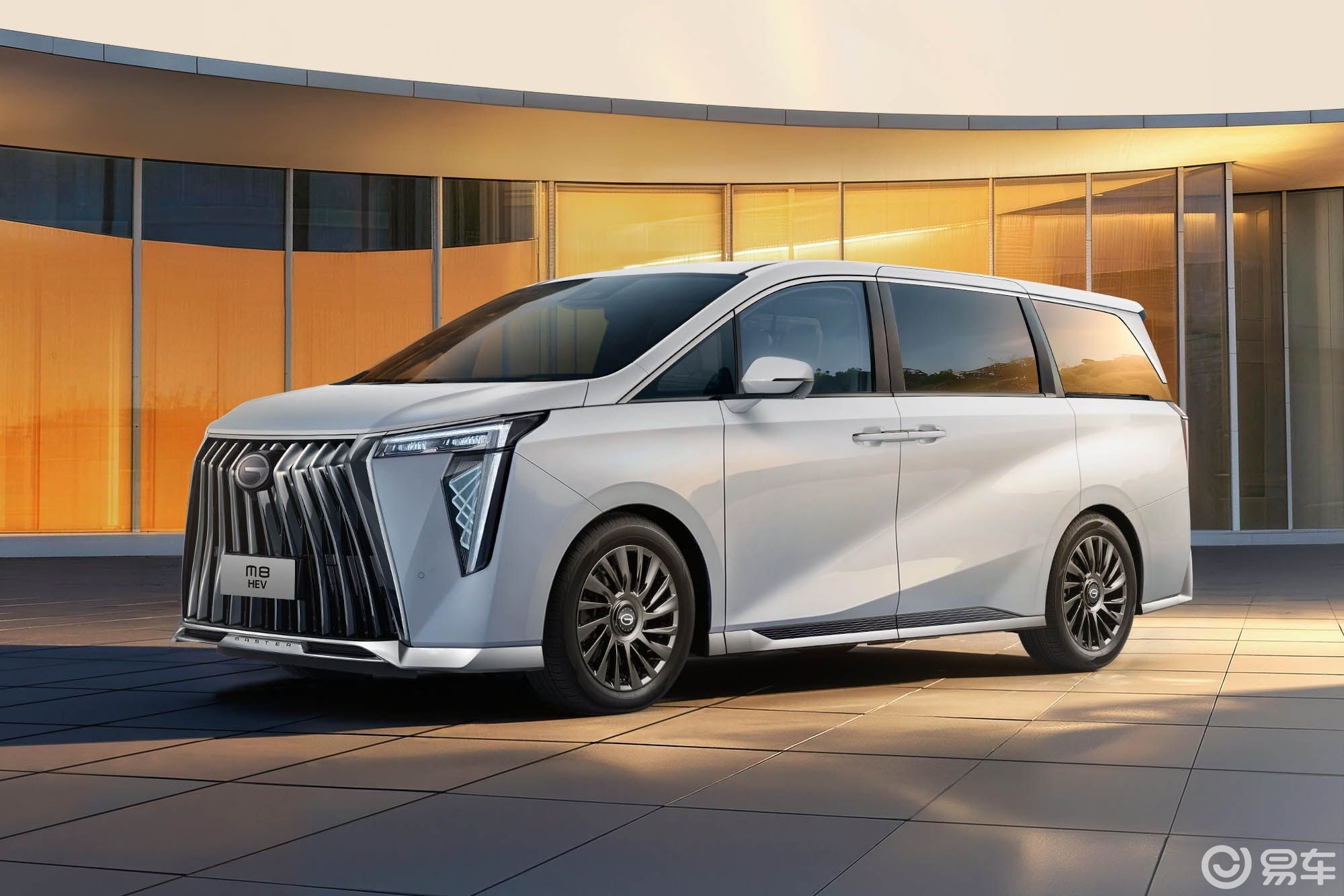 MPV顶流！2026款传祺M8和别克GL8，谁宜商又宜家
