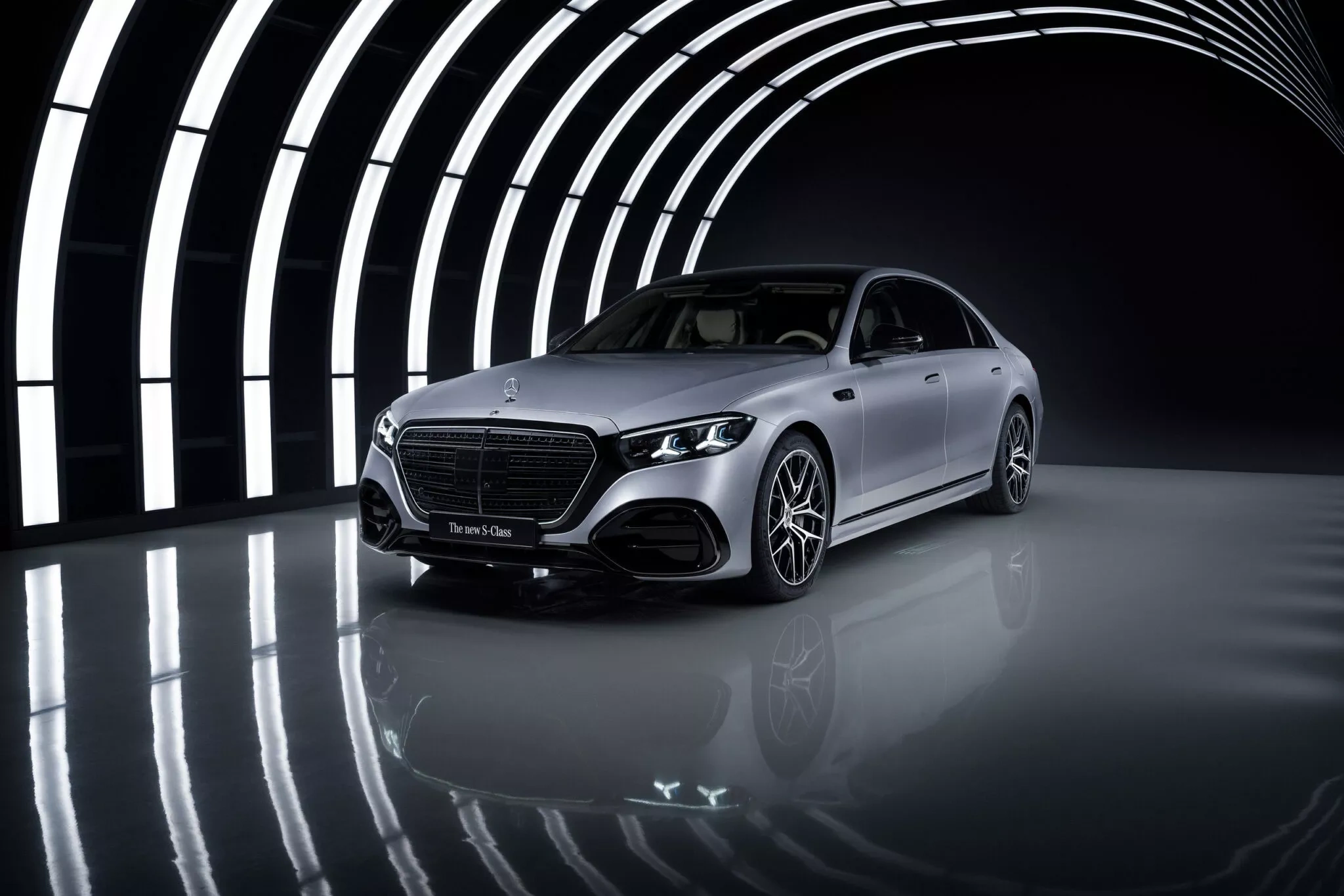 全新奔驰S级来袭，气质再提升，还有4.0T动力可选