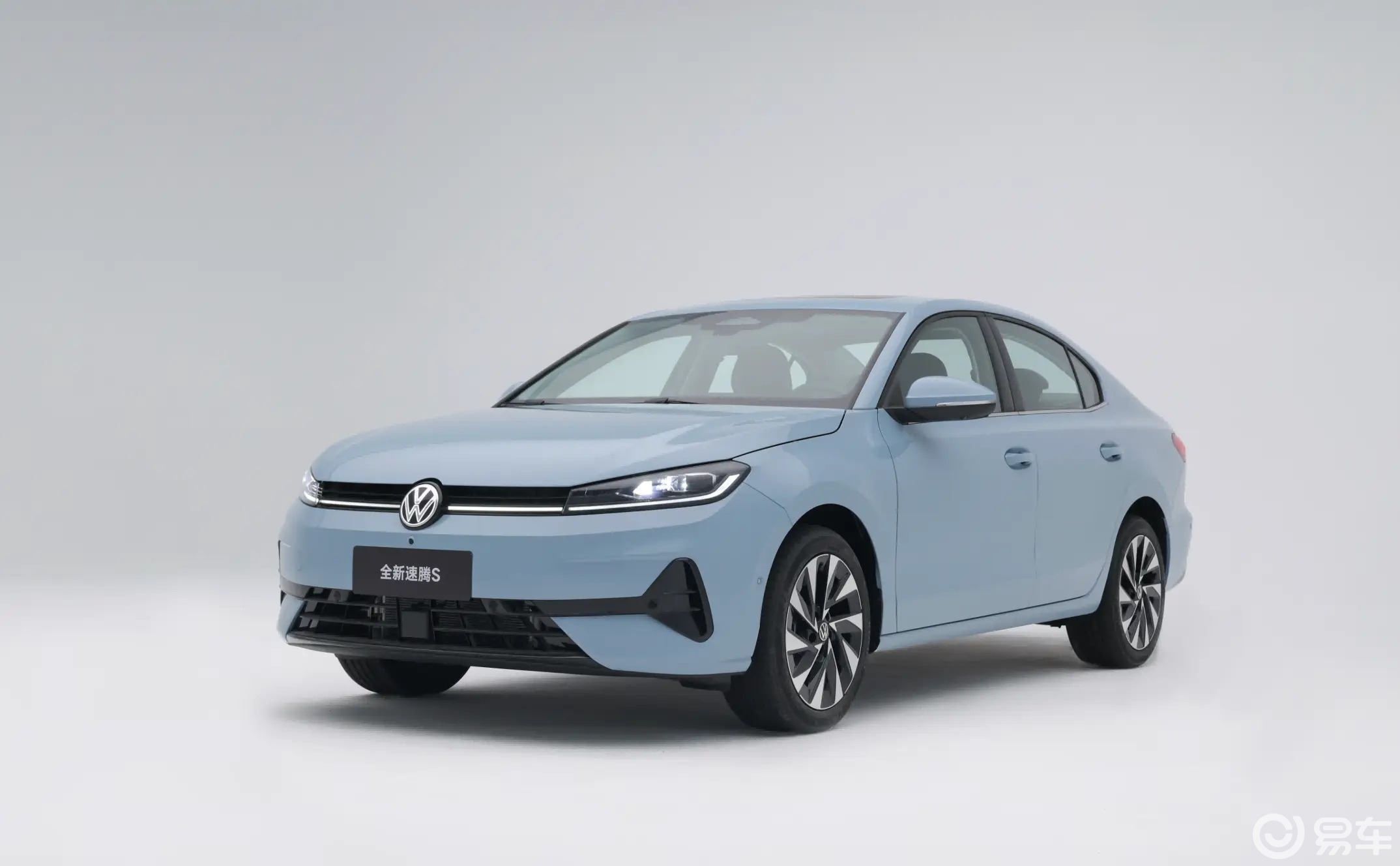 别再一味求大?大众速腾S亮相,轴距缩短成为卖点?