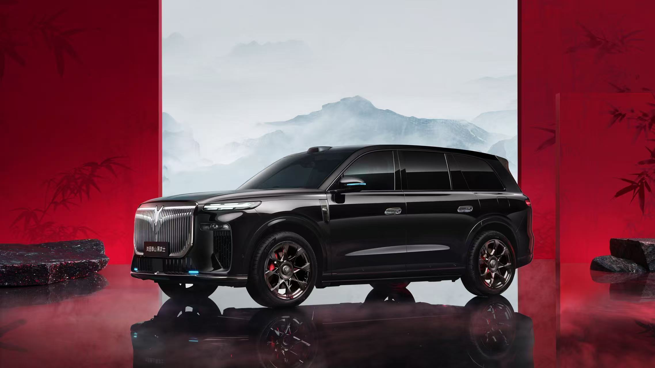 全新岚图泰山Ultra启动交付 搭载896线激光雷达