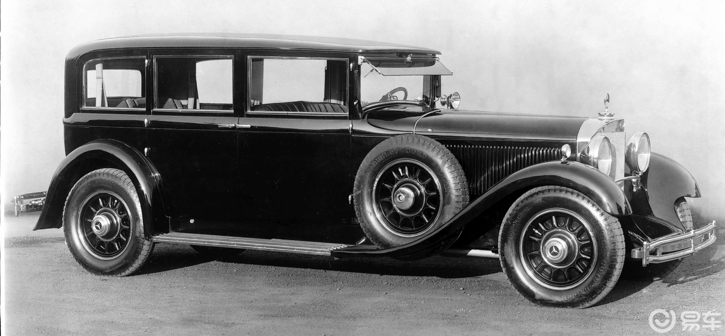 奔驰发文纪念经典770车型