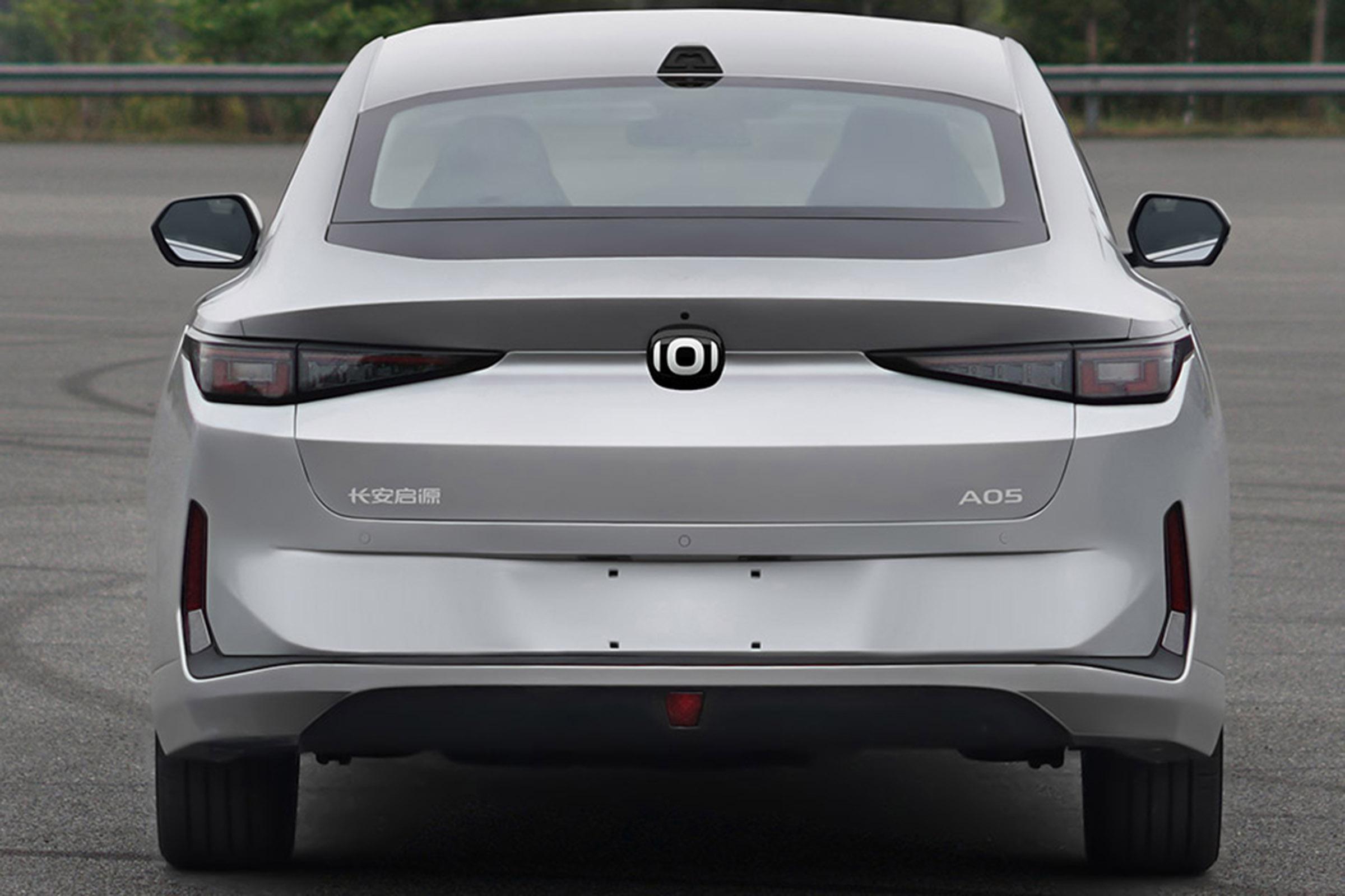 长安启源a05长4785mm车身侧面_易车