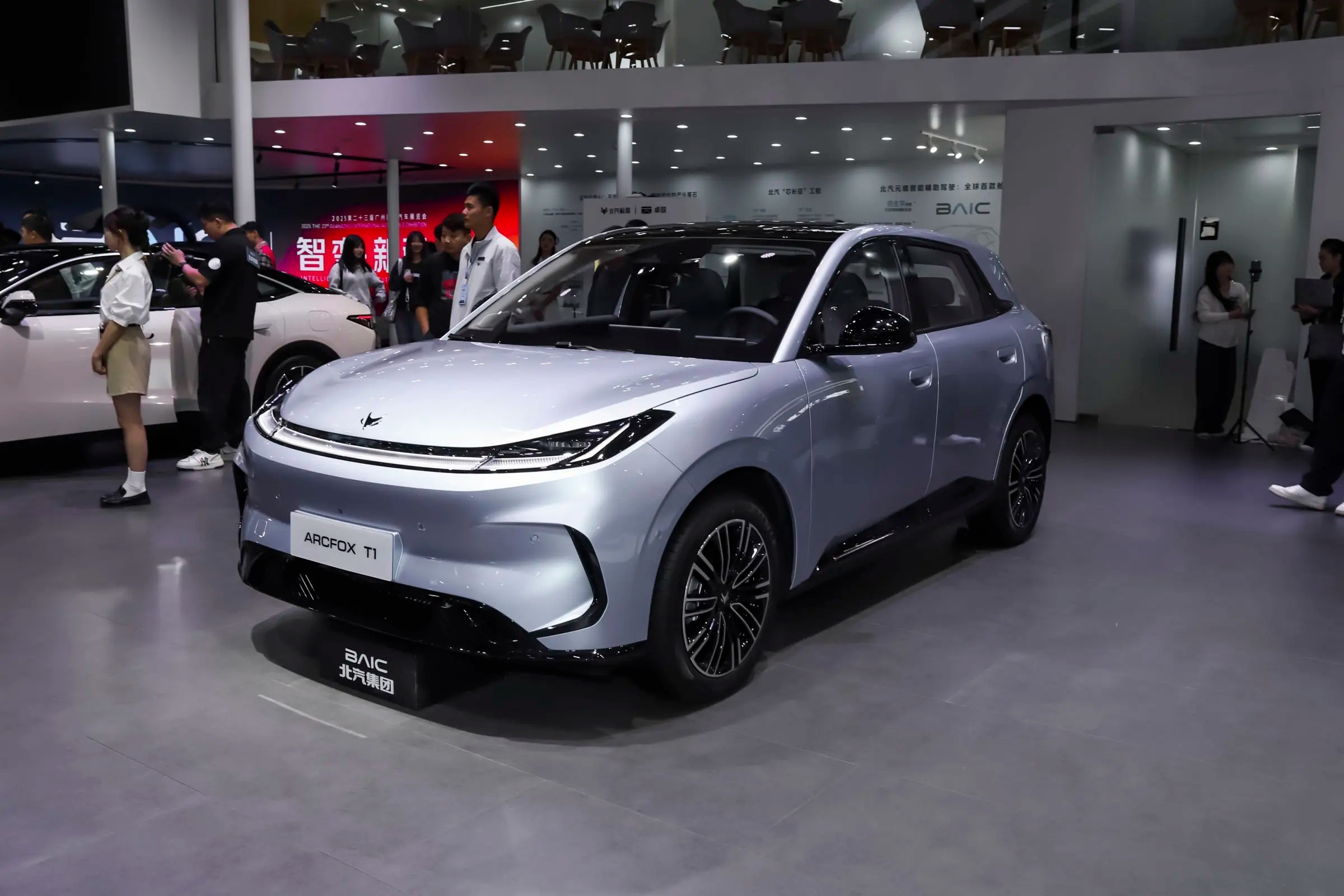 8万左右买新能源车推荐这几款，精致好开还省钱