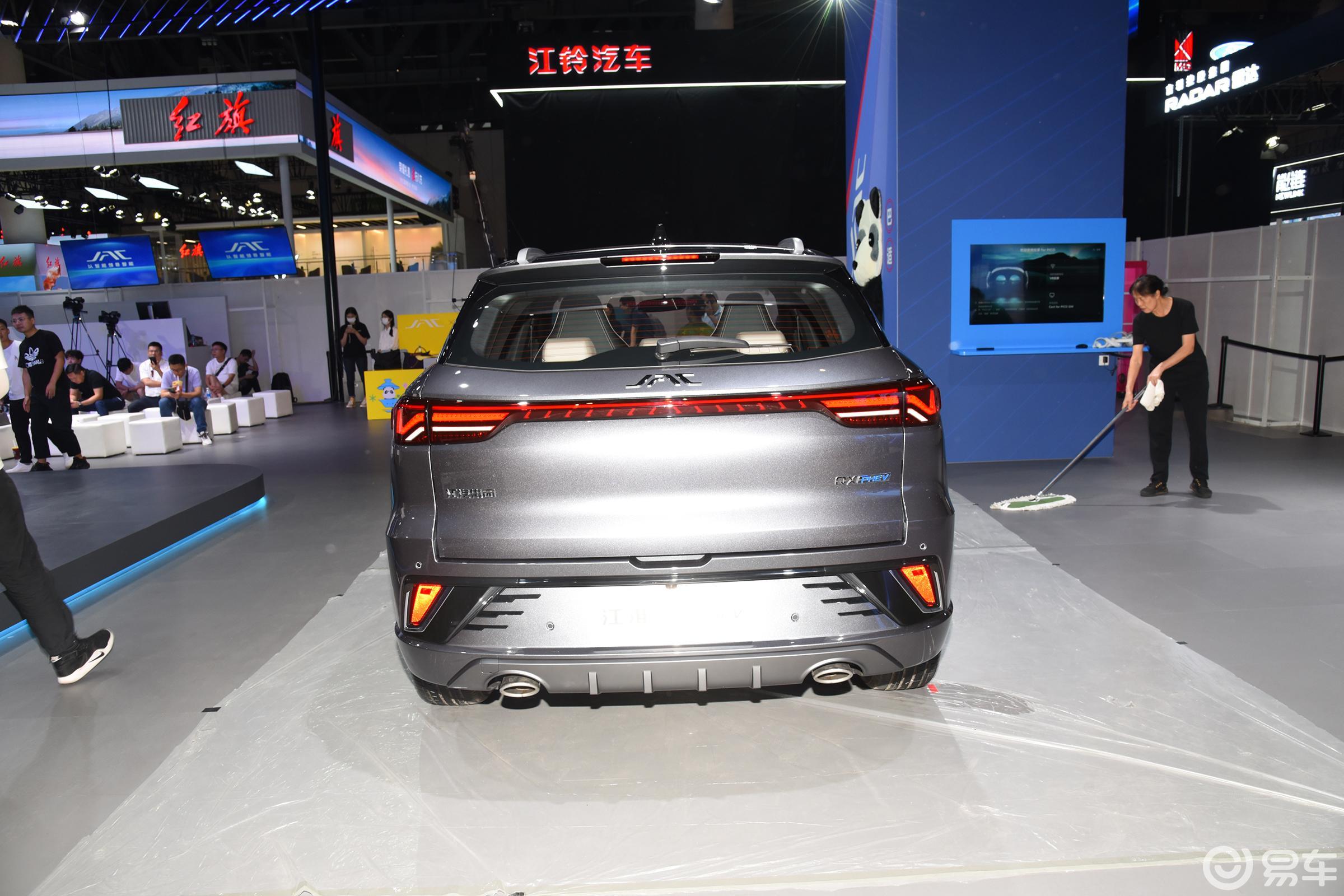 思皓qx车身-包围-内饰-易车