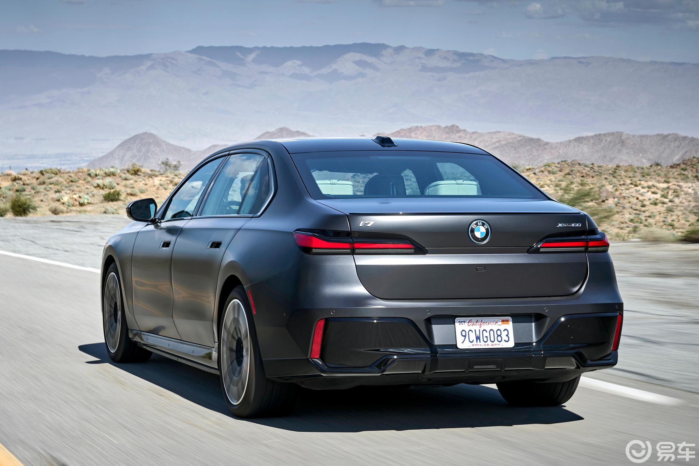 宝马i7车头-方向盘-最大扭矩-易车