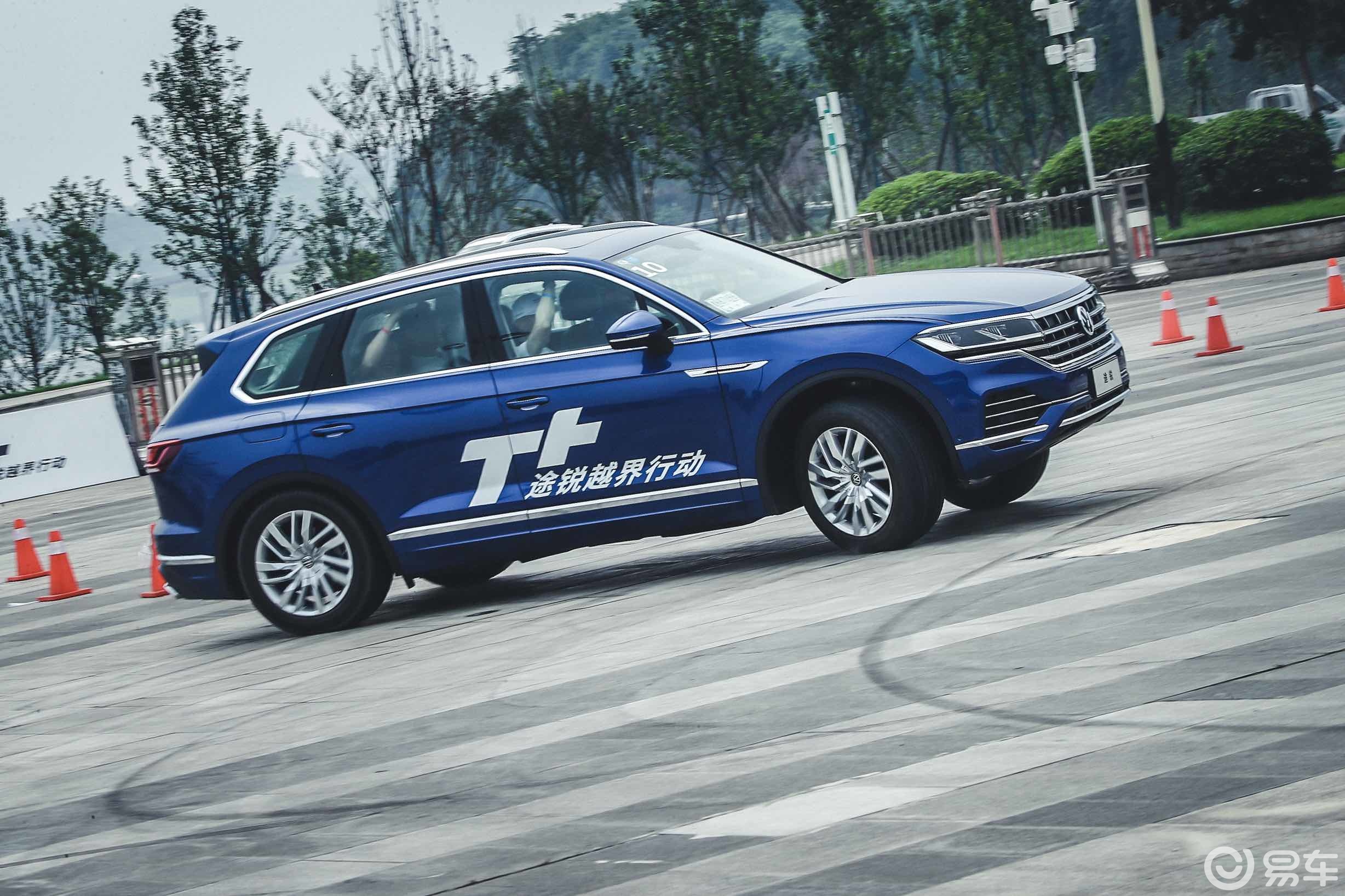 全新途锐:最贵的大众 最野的本色