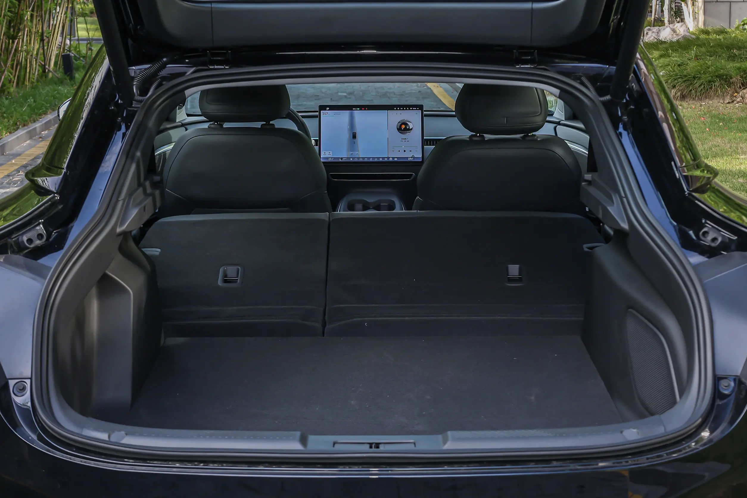 小鹏MONA M03风头正盛,长安启源A06凭何截胡?