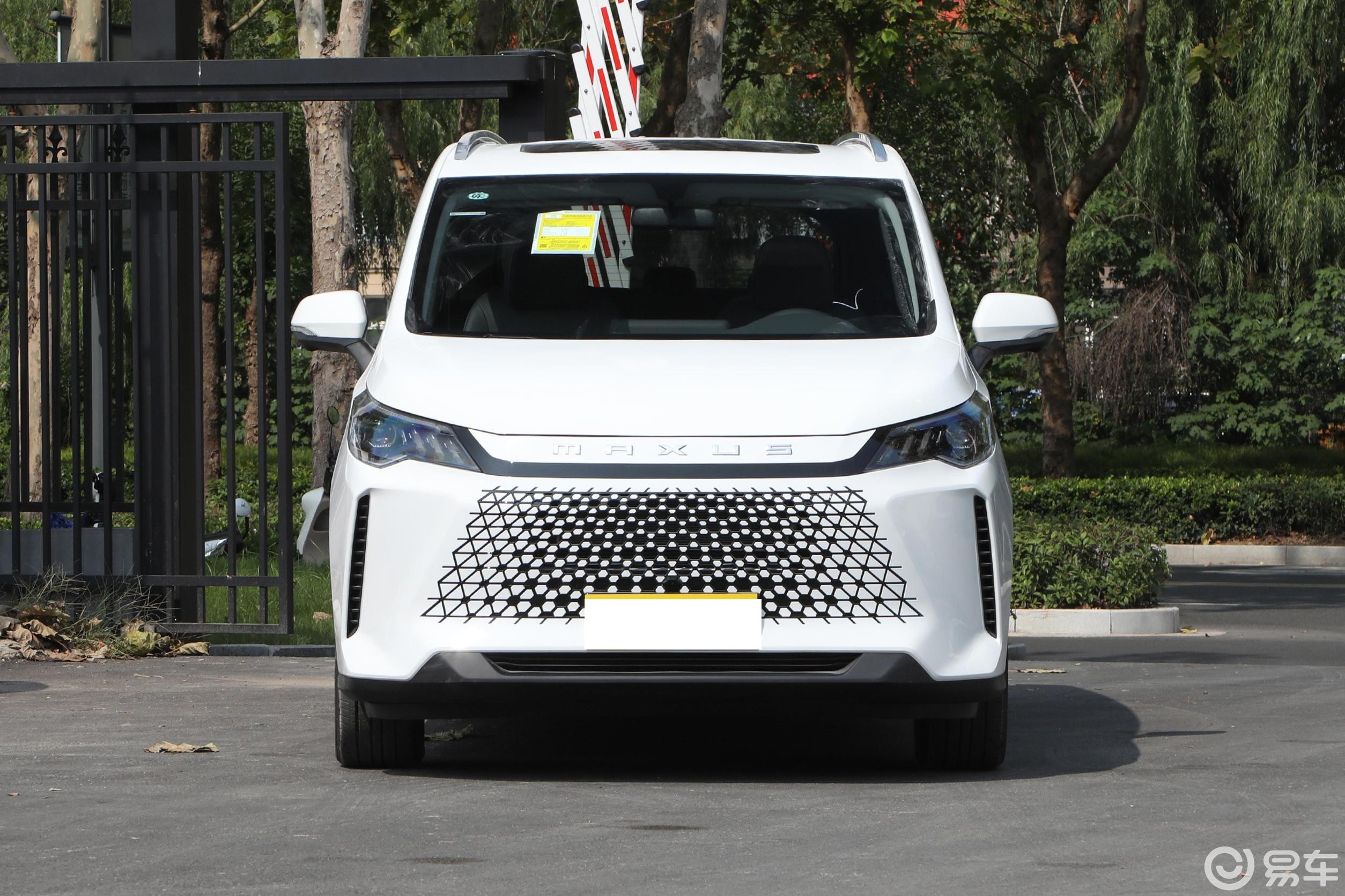 上汽大通maxus 大家mifa5 插电混动mpv_易车知识库