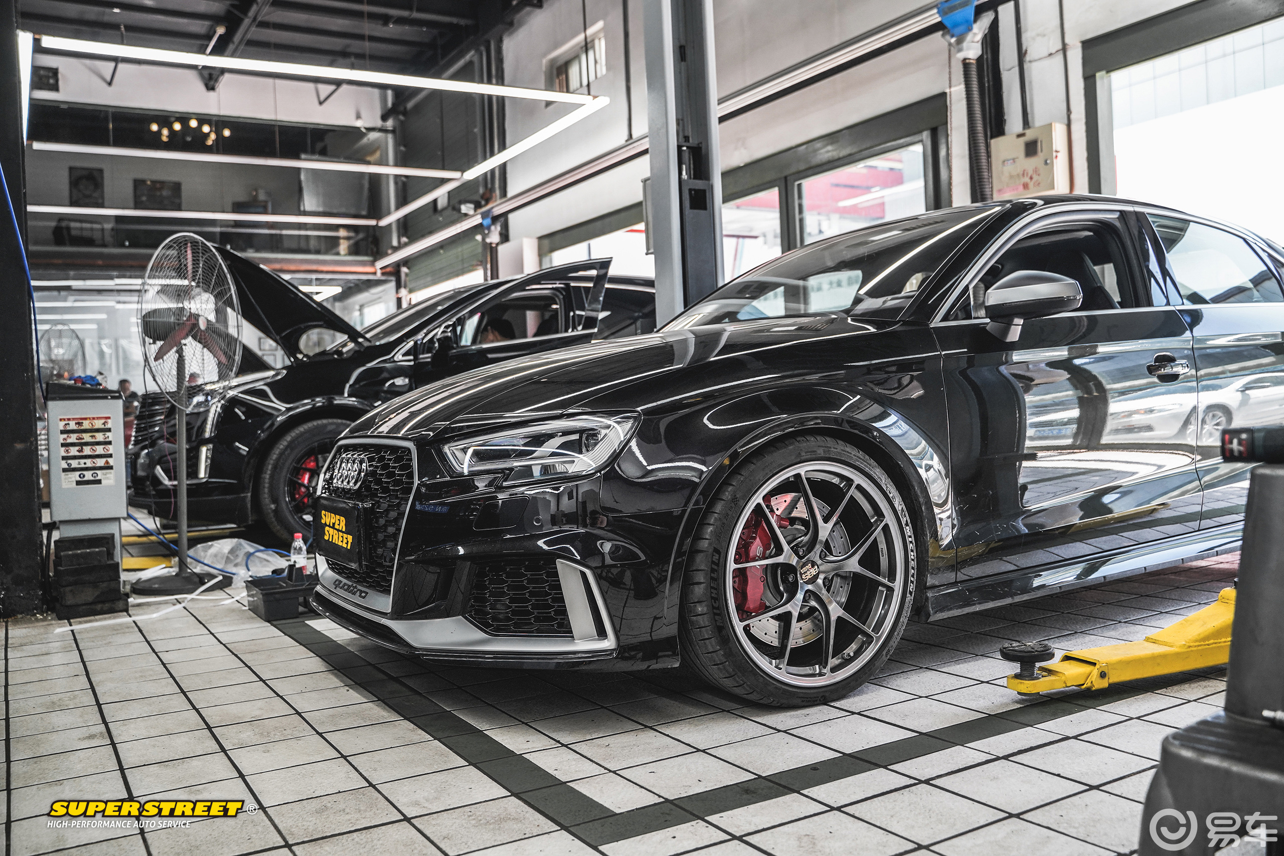 奥迪rs3改装czv后加大刹车盘