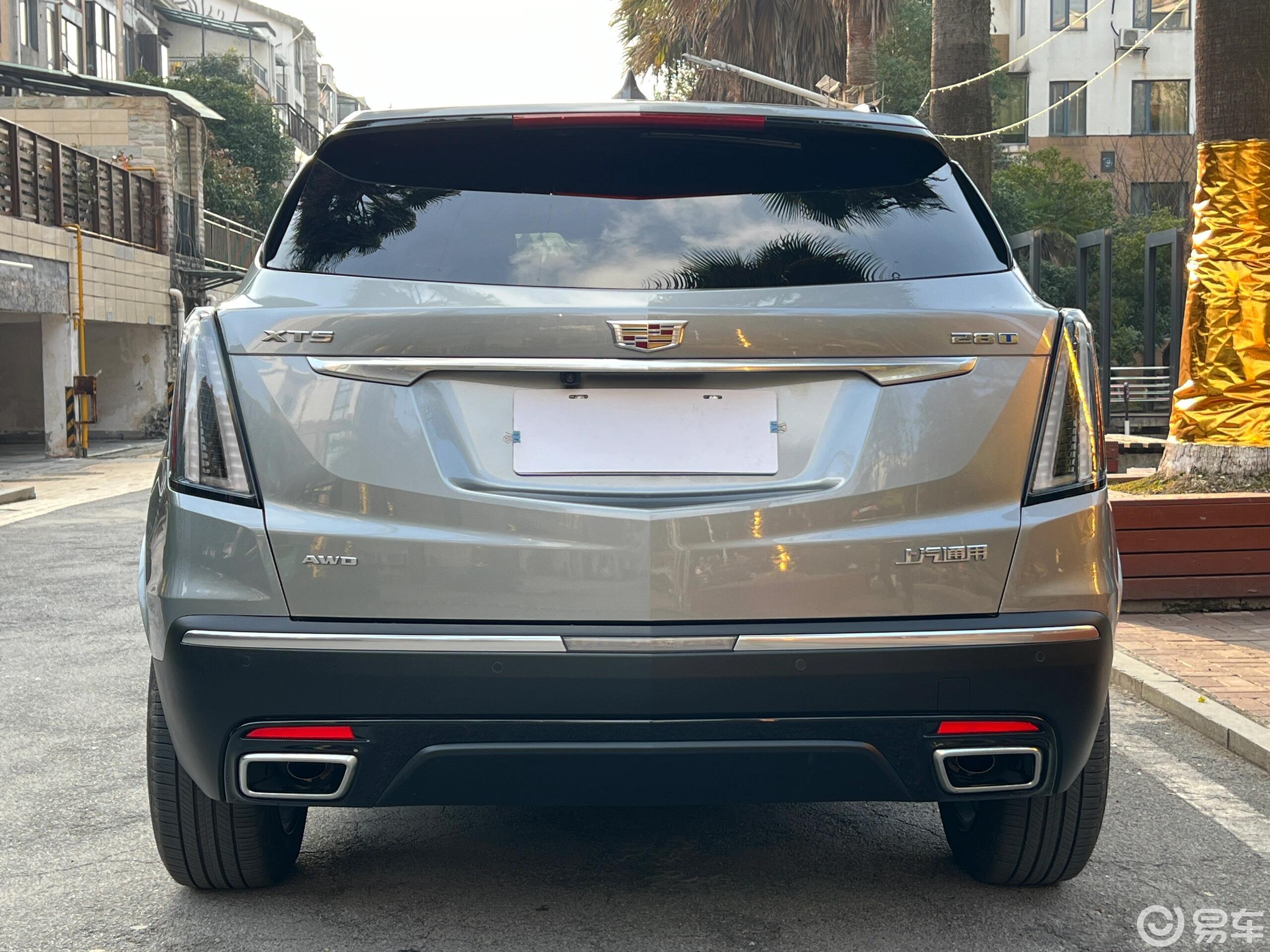 凯迪拉克xt5采用前置前驱和前置四驱两种驱动方式