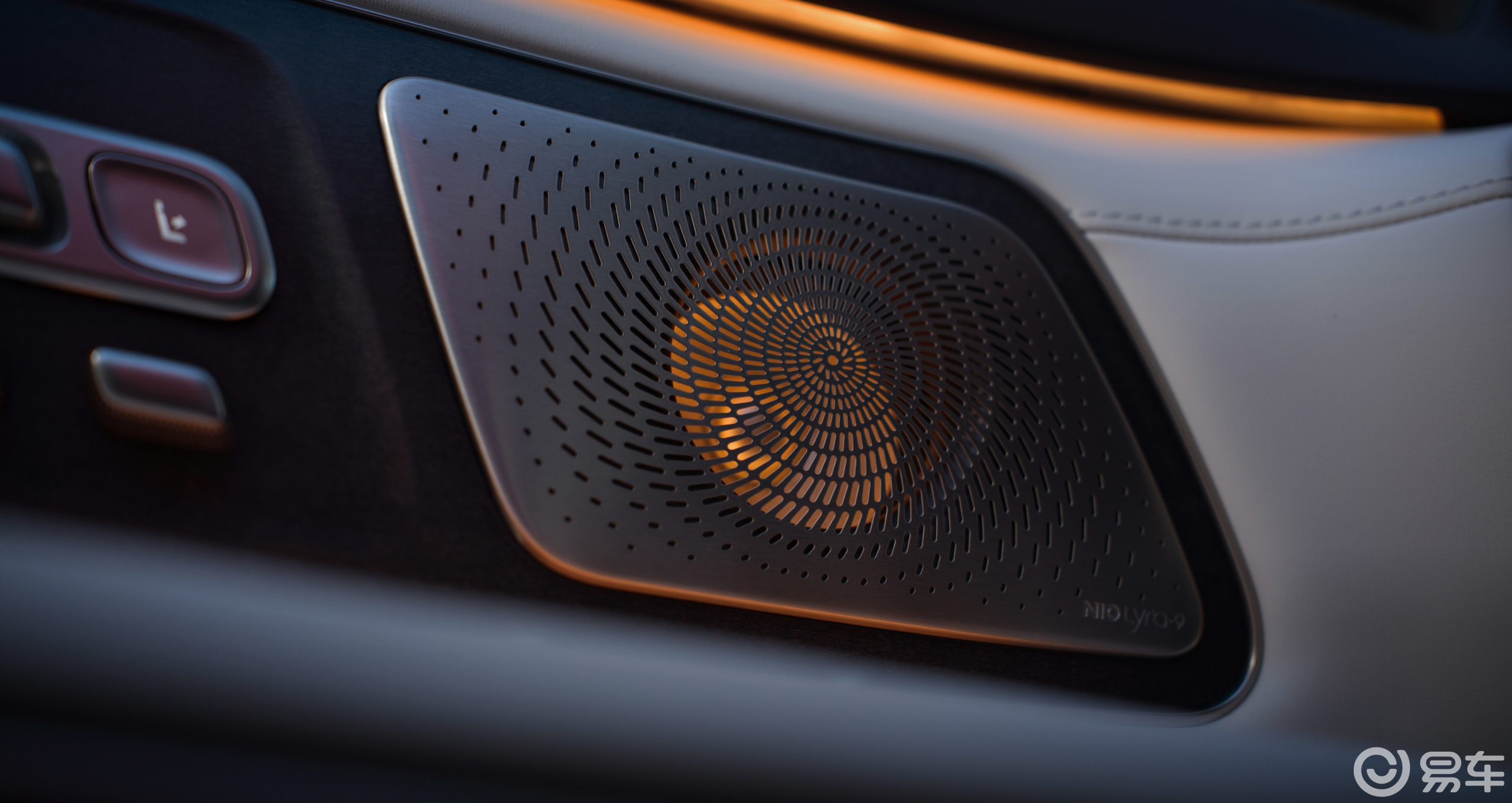 点评ES9发布：有人造车，蔚来造一种相信