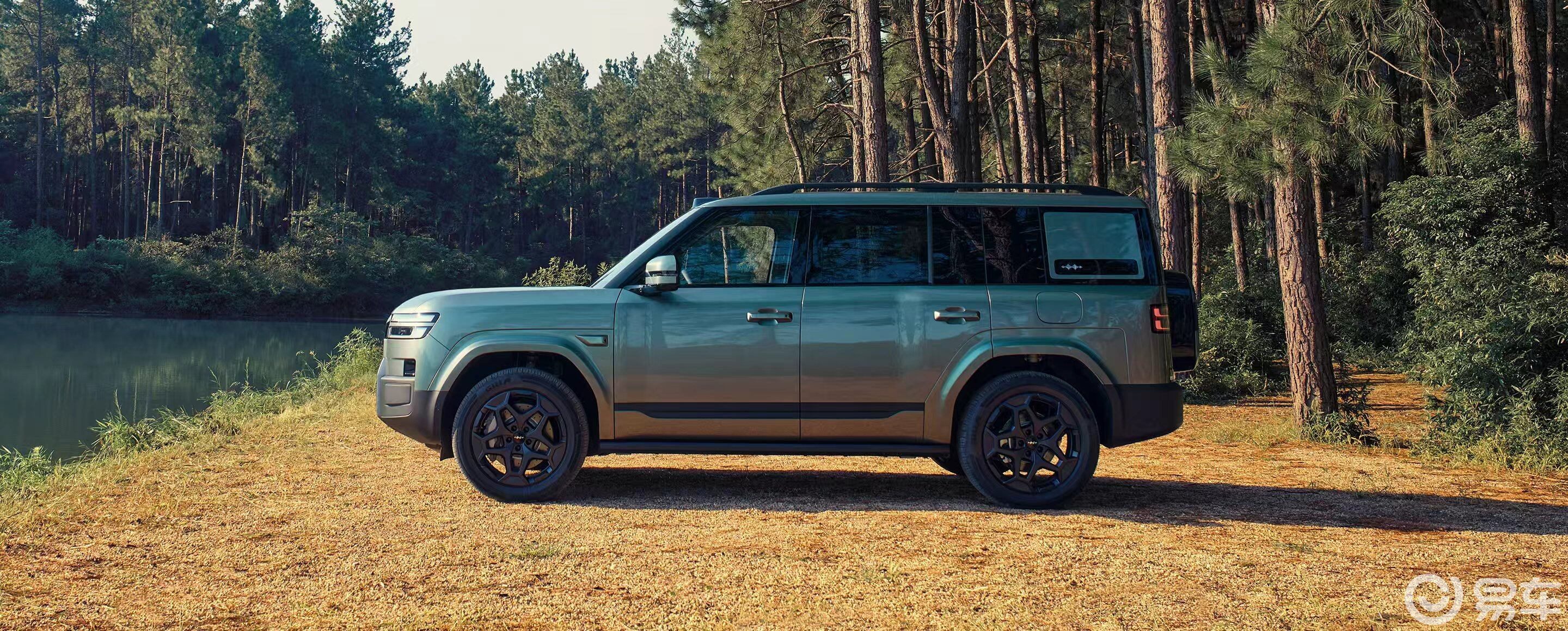 iCAR V27对比方程豹钛7,谁才是家用“全能王”?