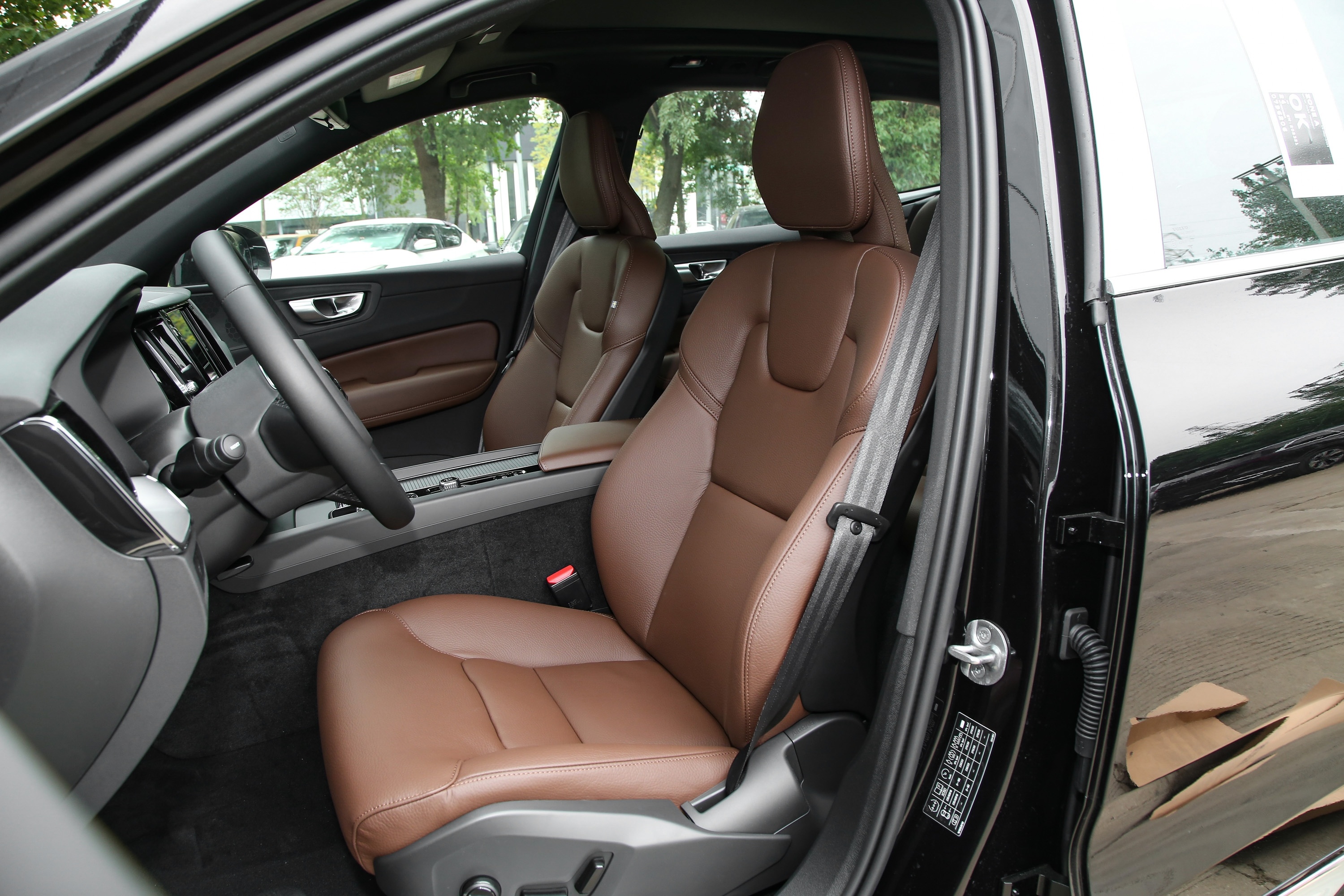 沃尔沃xc60前排座椅滑轨