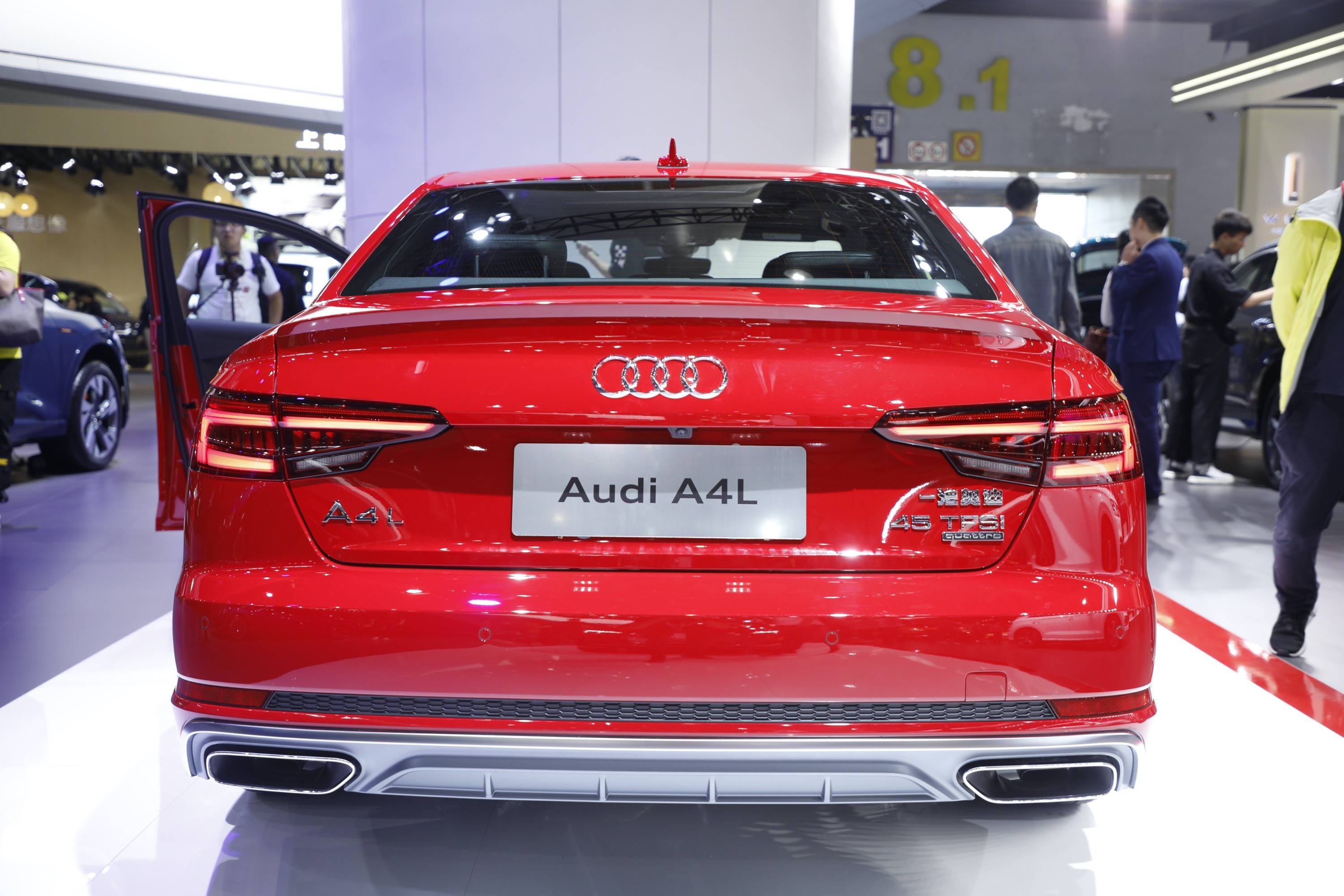 2019广州车展实拍奥迪a4l