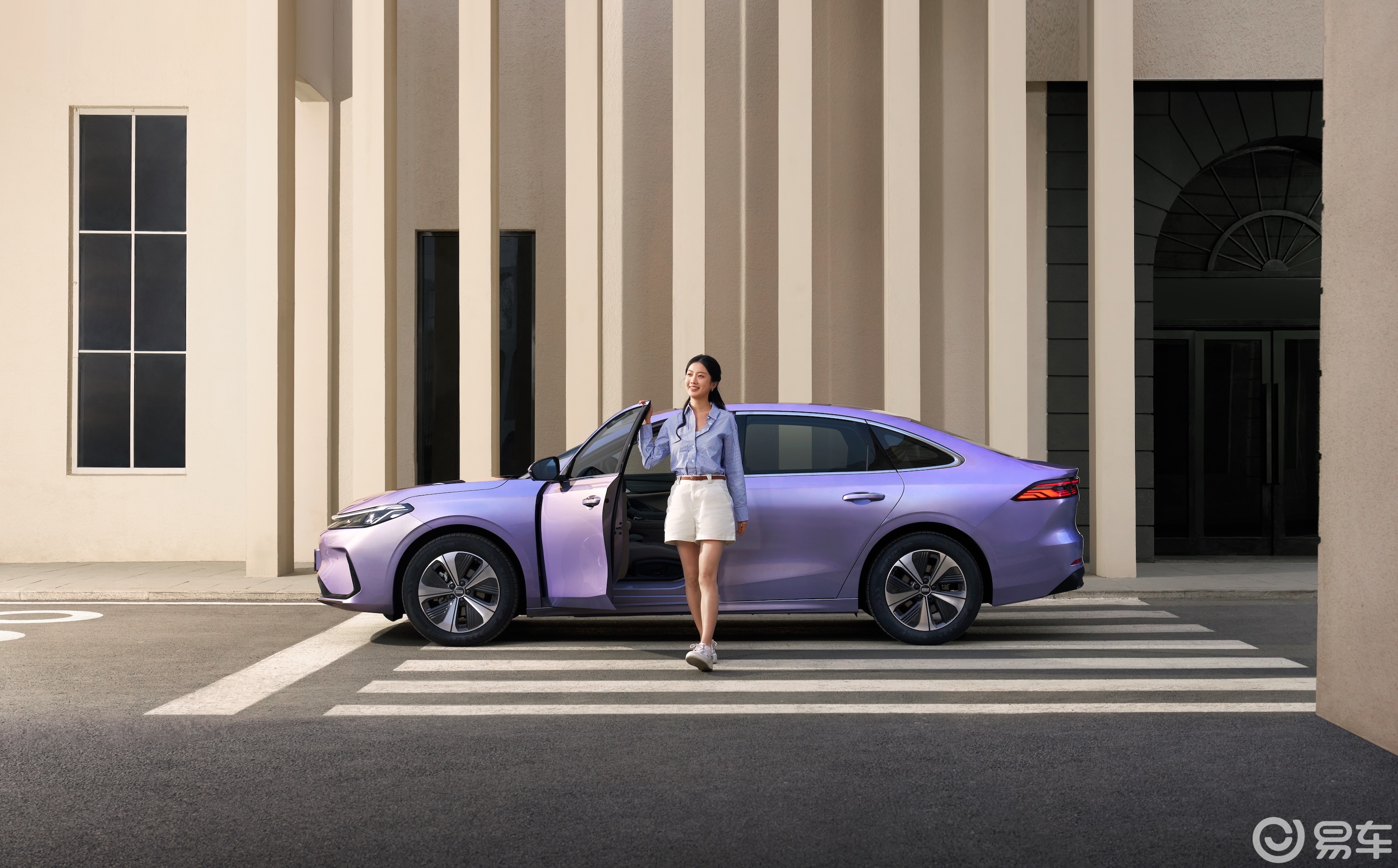 双车并发势不可挡！吉利银河A7的优势在哪里