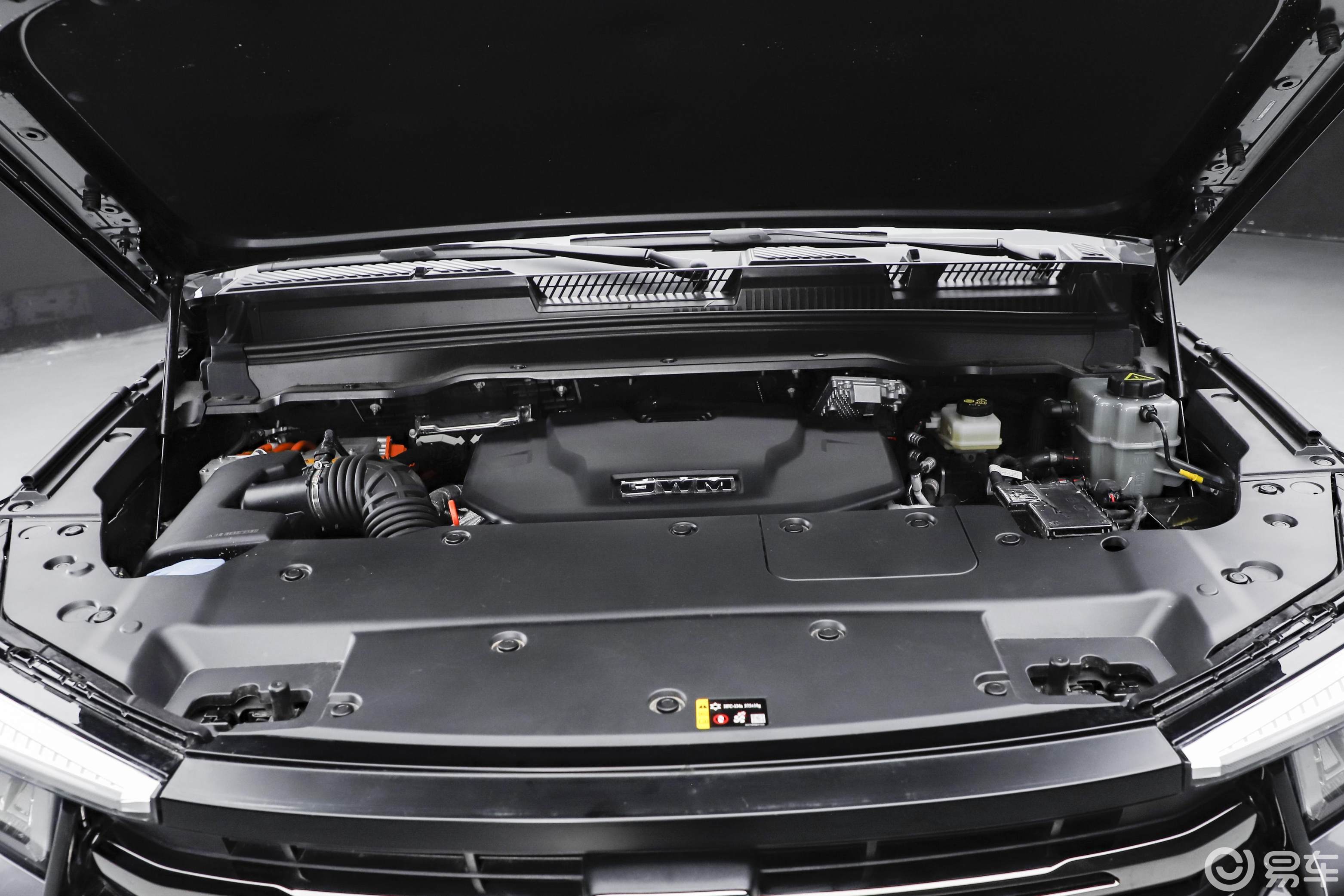 30.98万起 全新坦克400预售 两款车型各侧重什么?