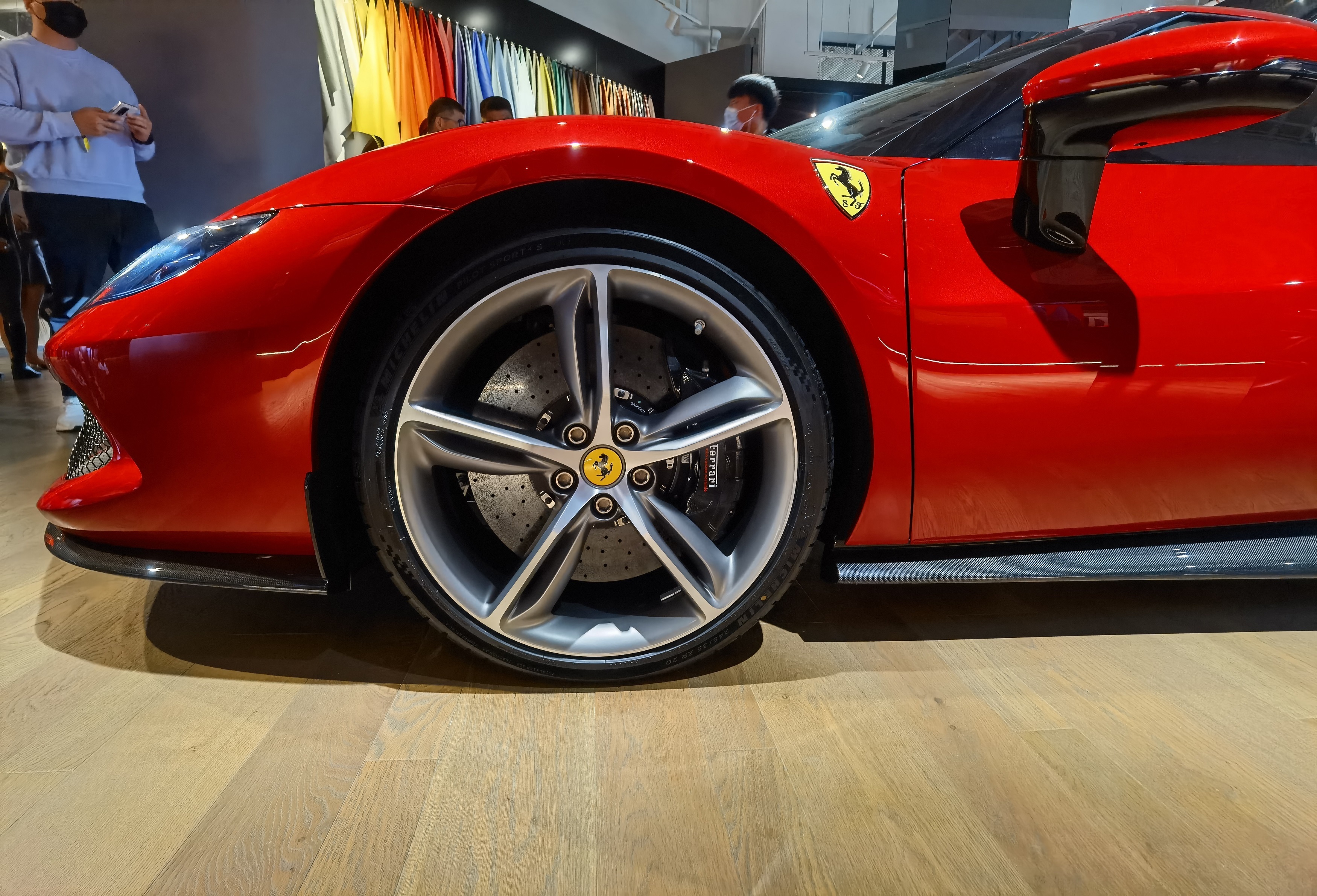 法拉利296gtb机盖车身车尾