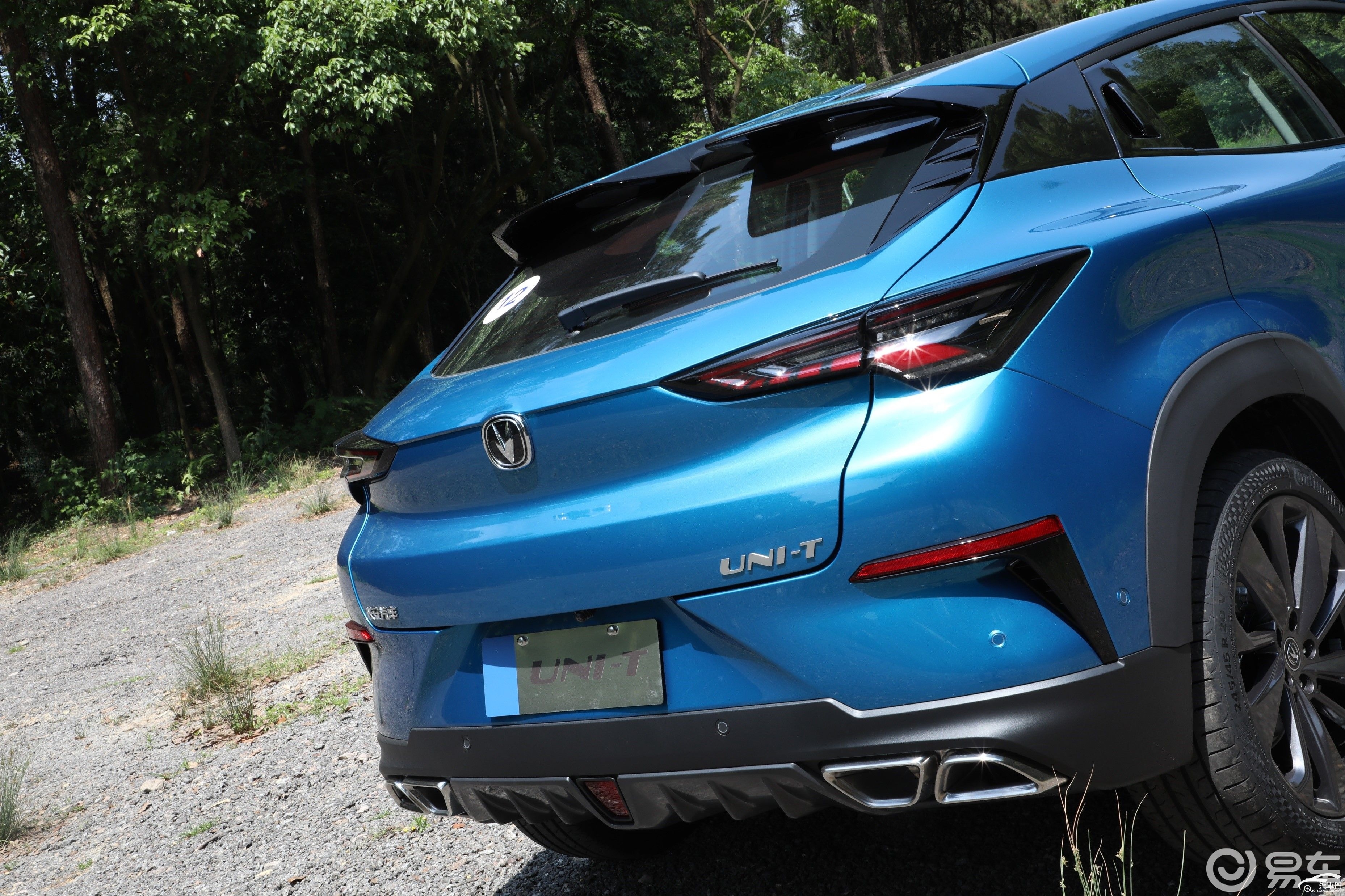 长安uni-t大灯-车身-内饰-易车