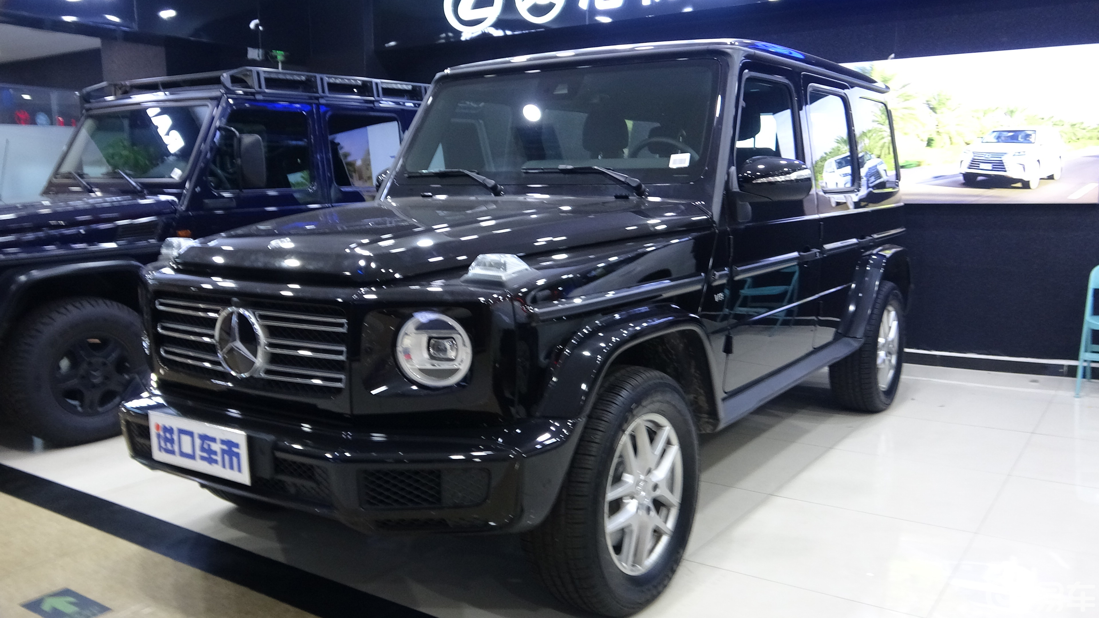 实拍19款欧规奔驰g500 改款后的它更帅了_易车