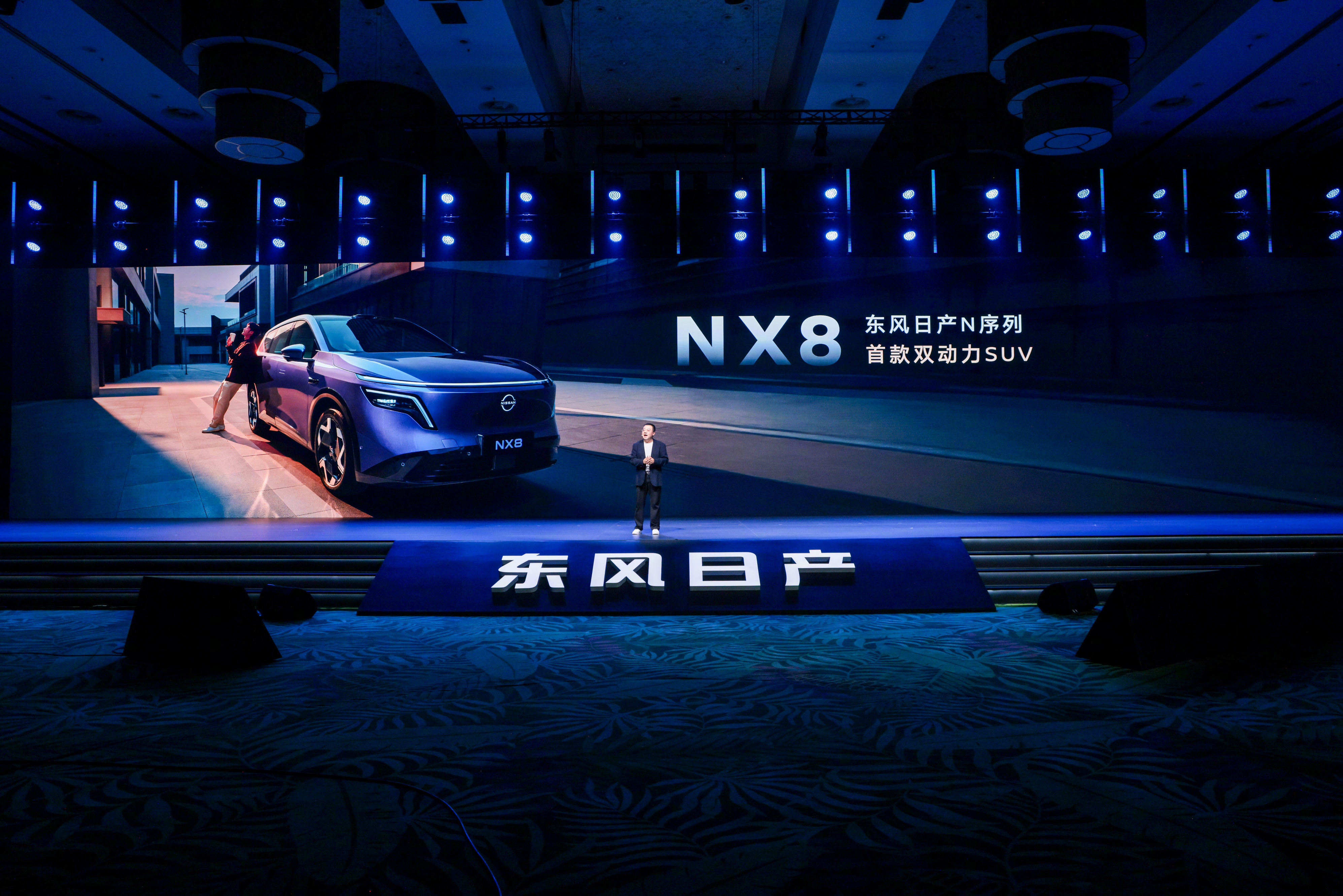 东风日产NX8的进击之路:学习奶爸车,超越奶爸车?