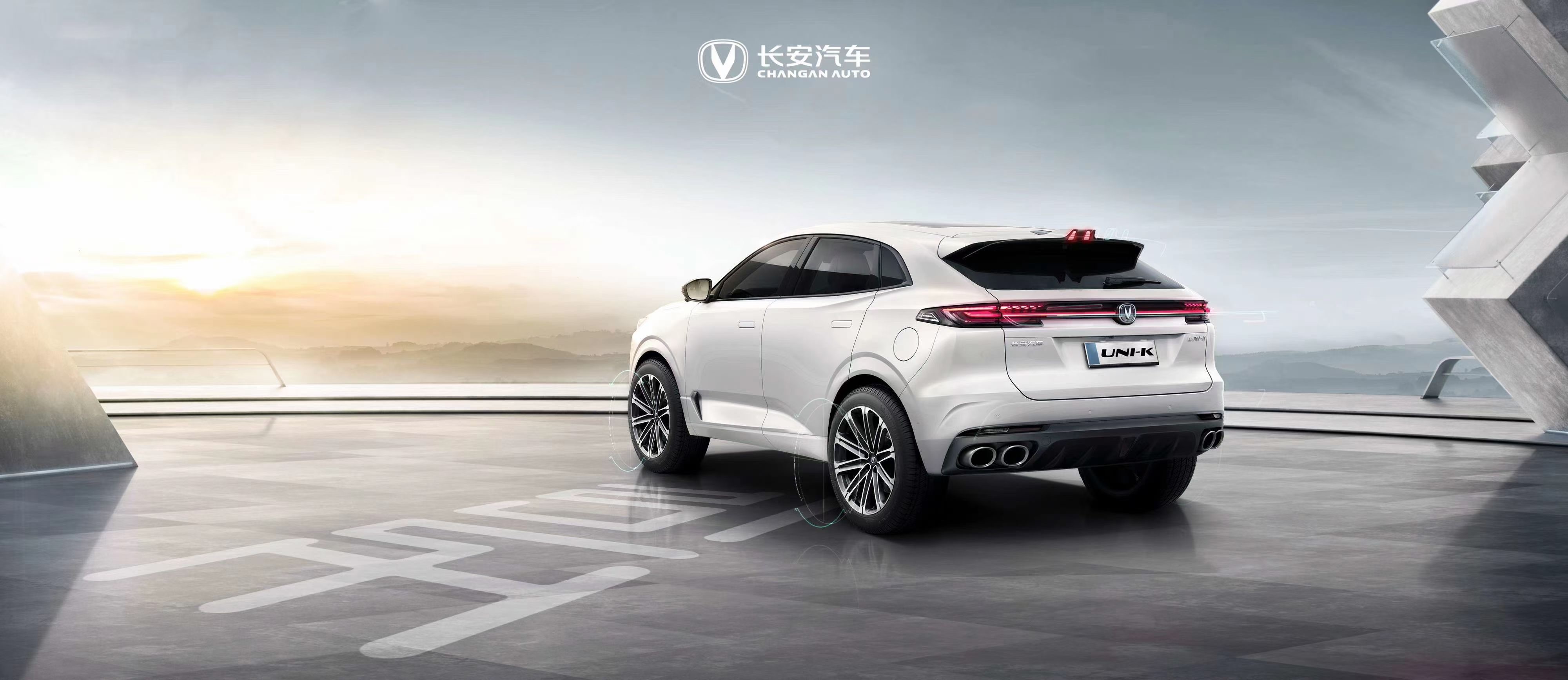 长安unik效果图刚刚发布就在街头偶遇测试车