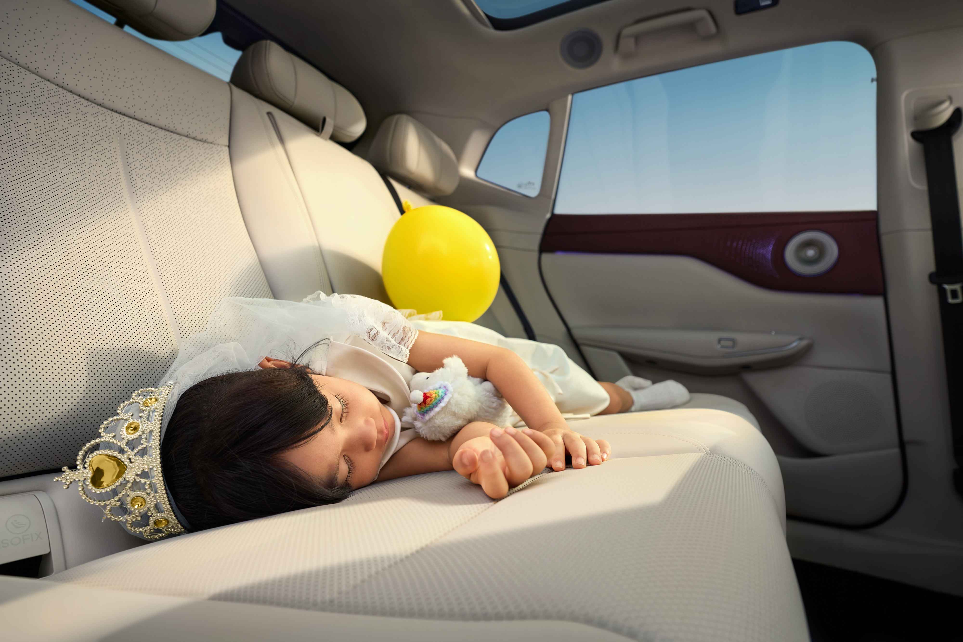 【乐阳频道】 全新岚图知音上市,20.29万起享豪华精装