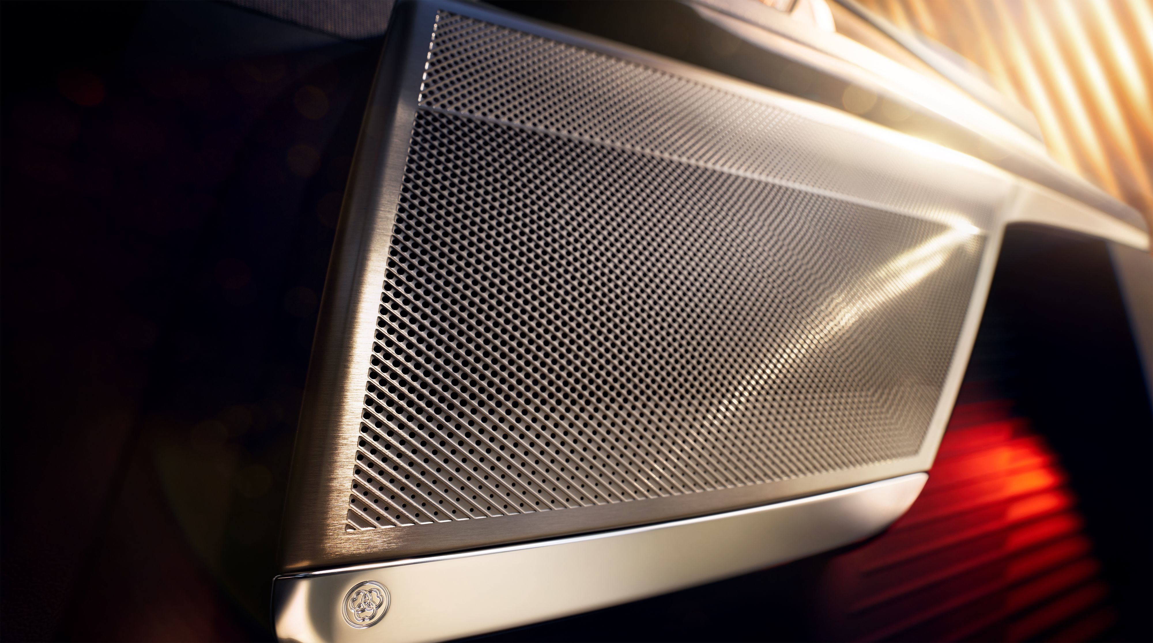 承凯雷德，全系标配：4月22日上市凯威德50-60万解析