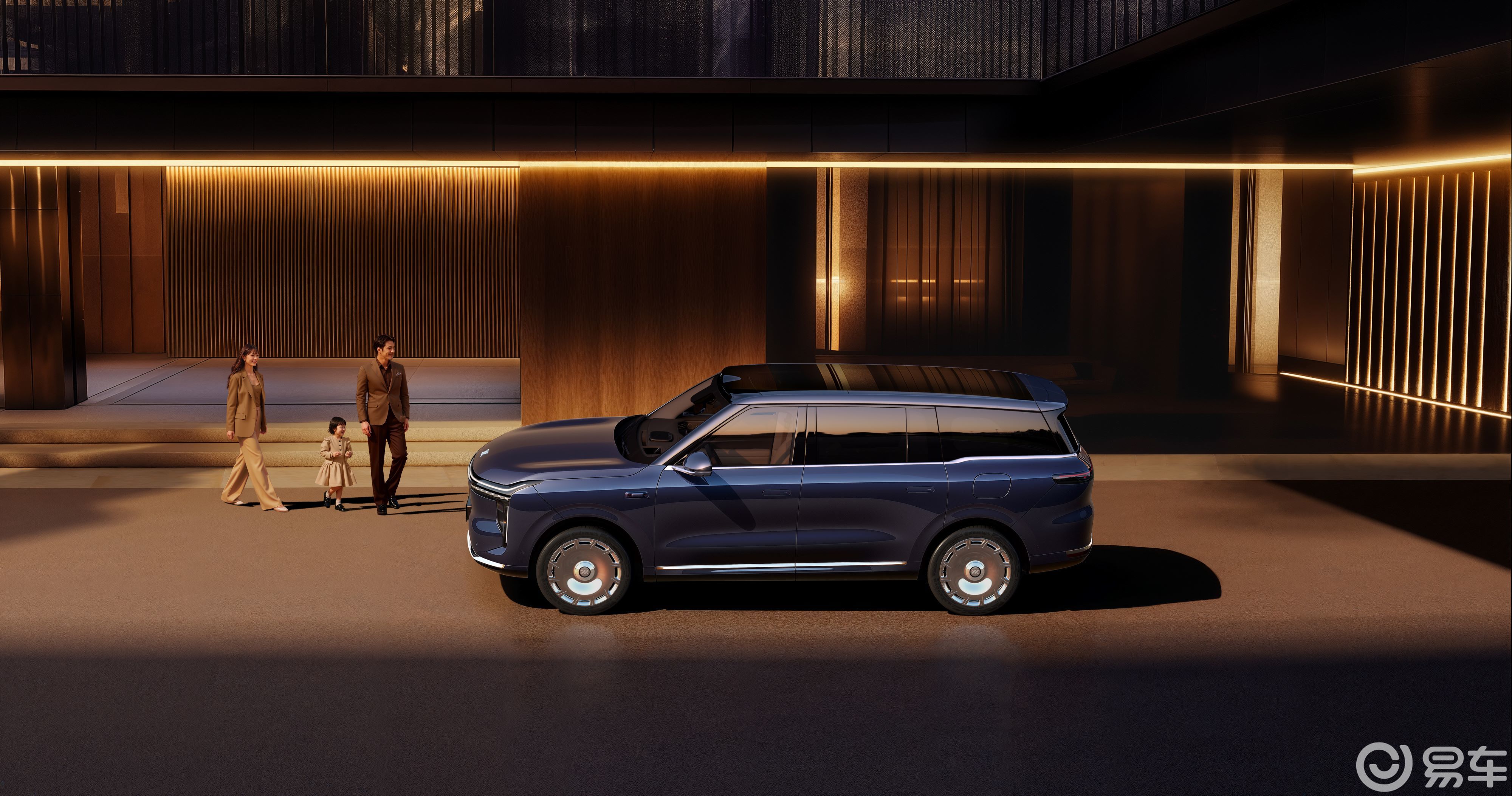 25分钟订单破5000台,上汽旗舰大六座智己LS9上市