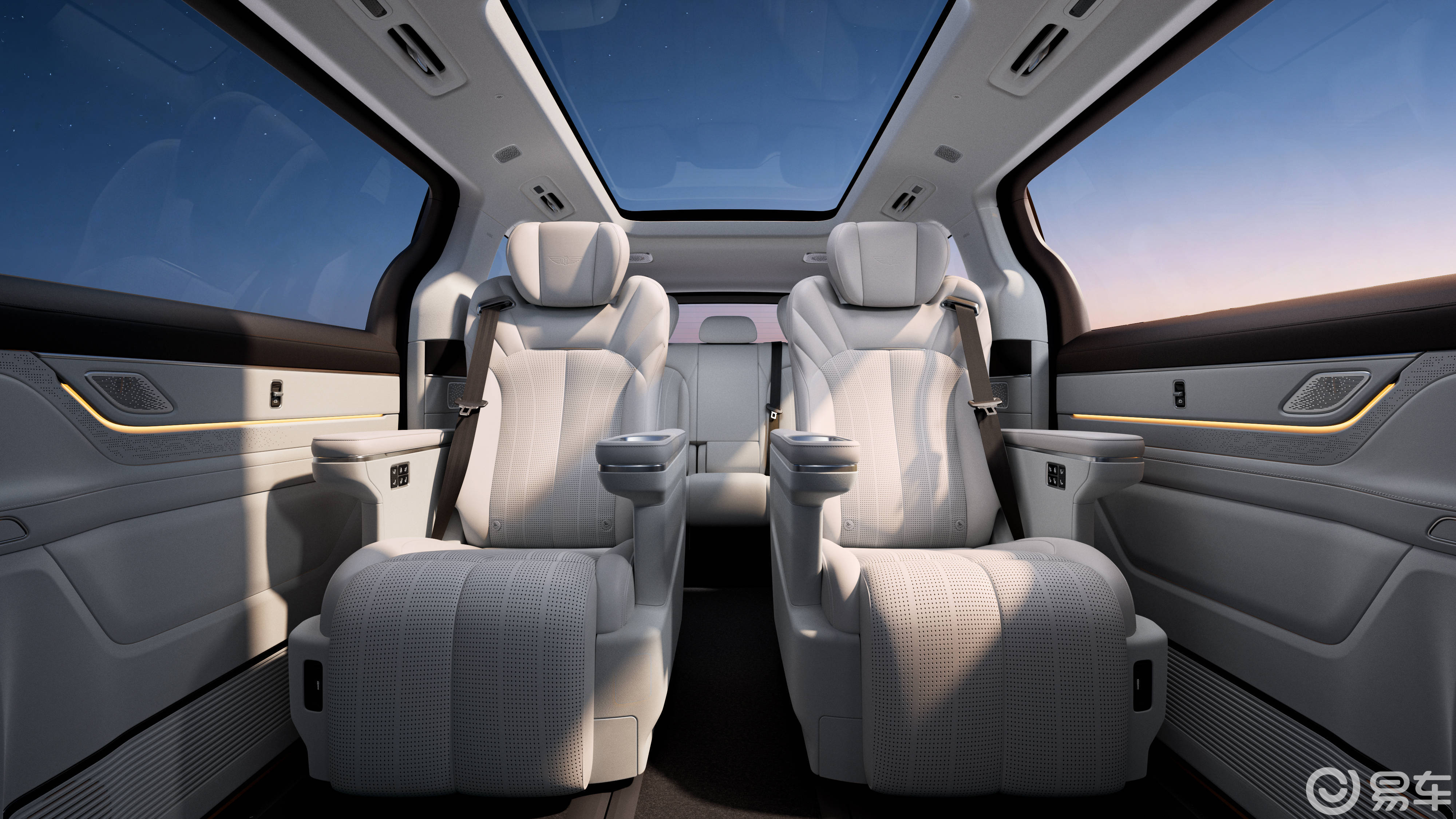 吉利银河V900登场全新超级AI增程技术重构MPV体验