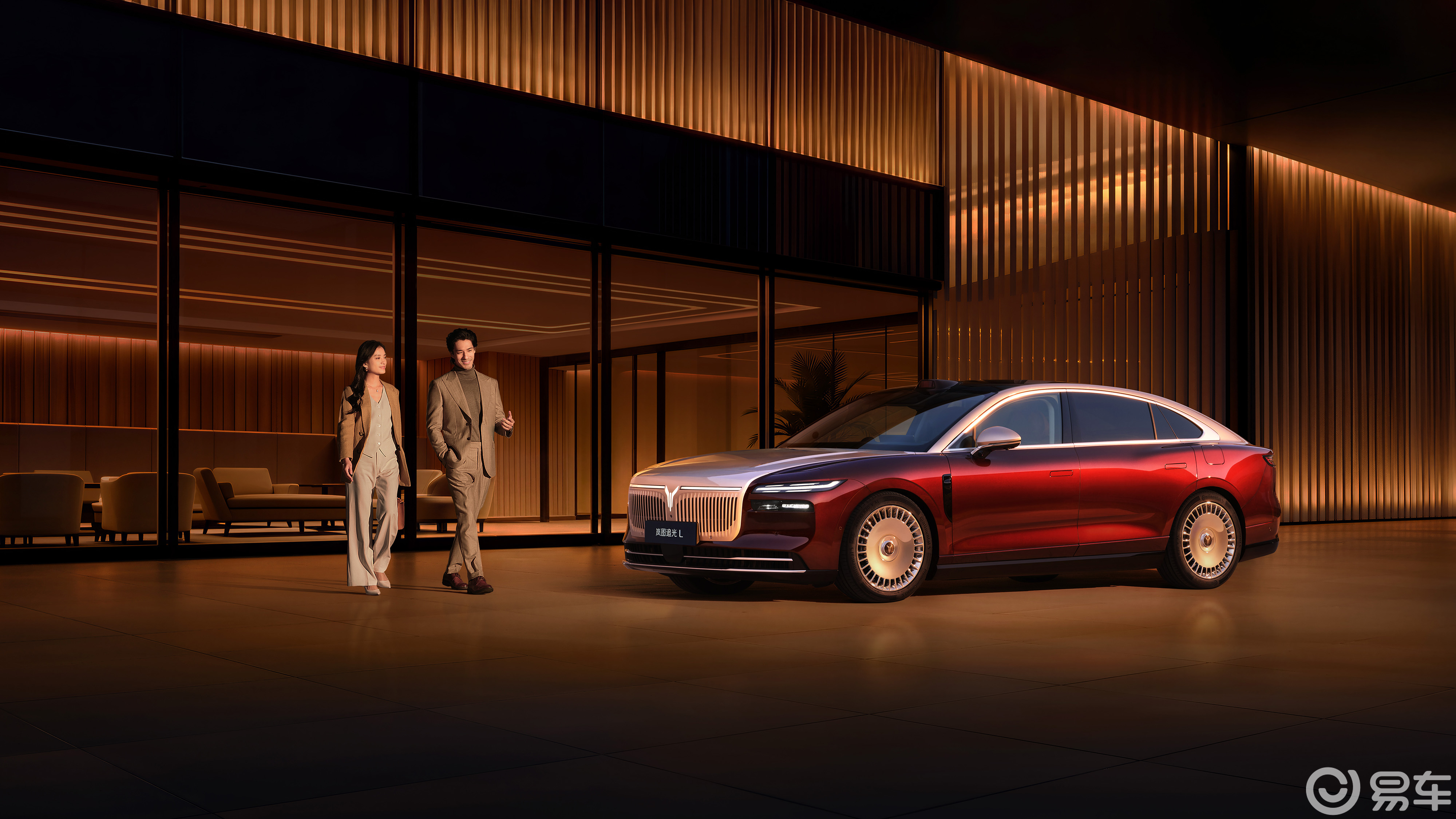 豪华如何定义?是BBALOGO,还是极致懂你的幸福出行?