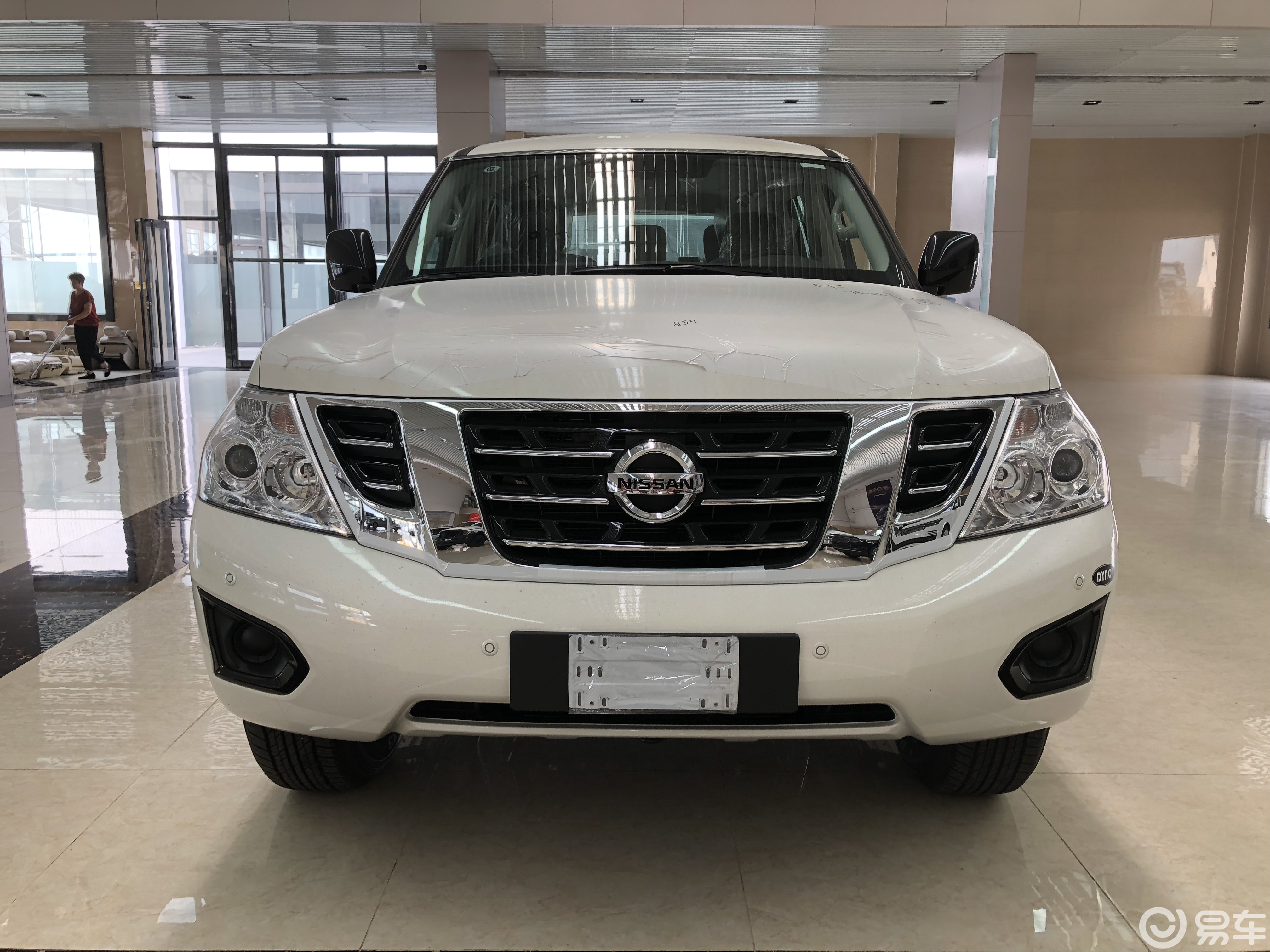 19款日产途乐40经典传奇越野神话