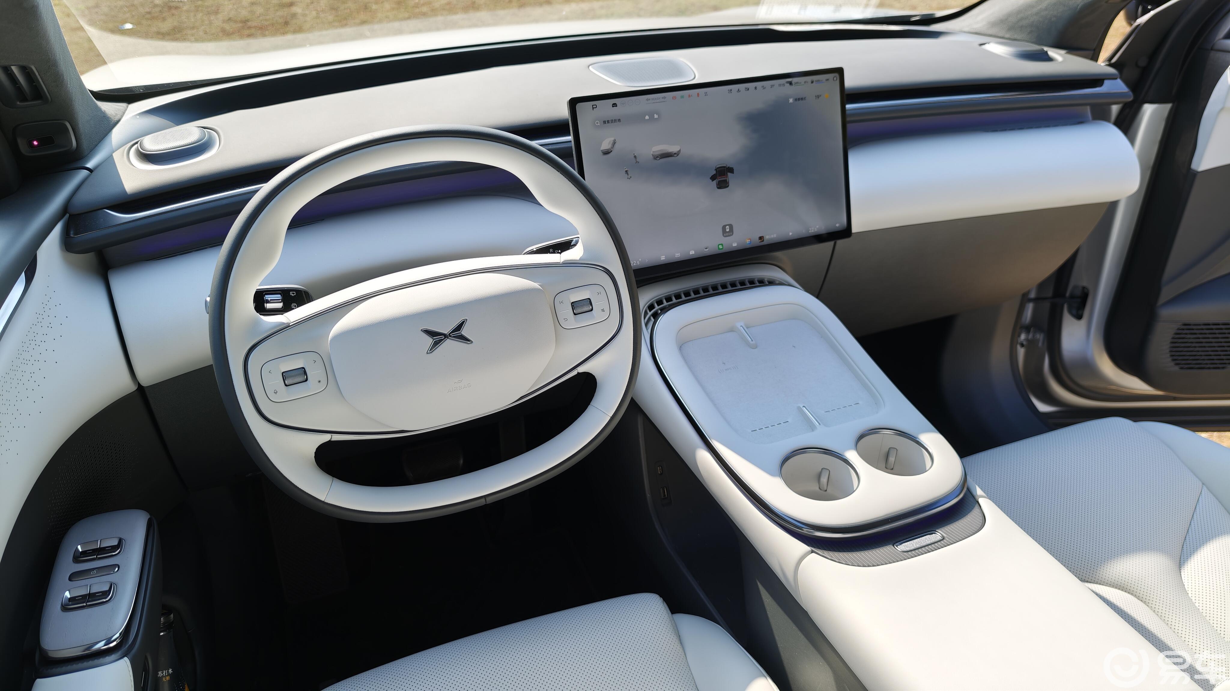 小鹏G7增程版,长超4米9+零重力副驾,续航1704km