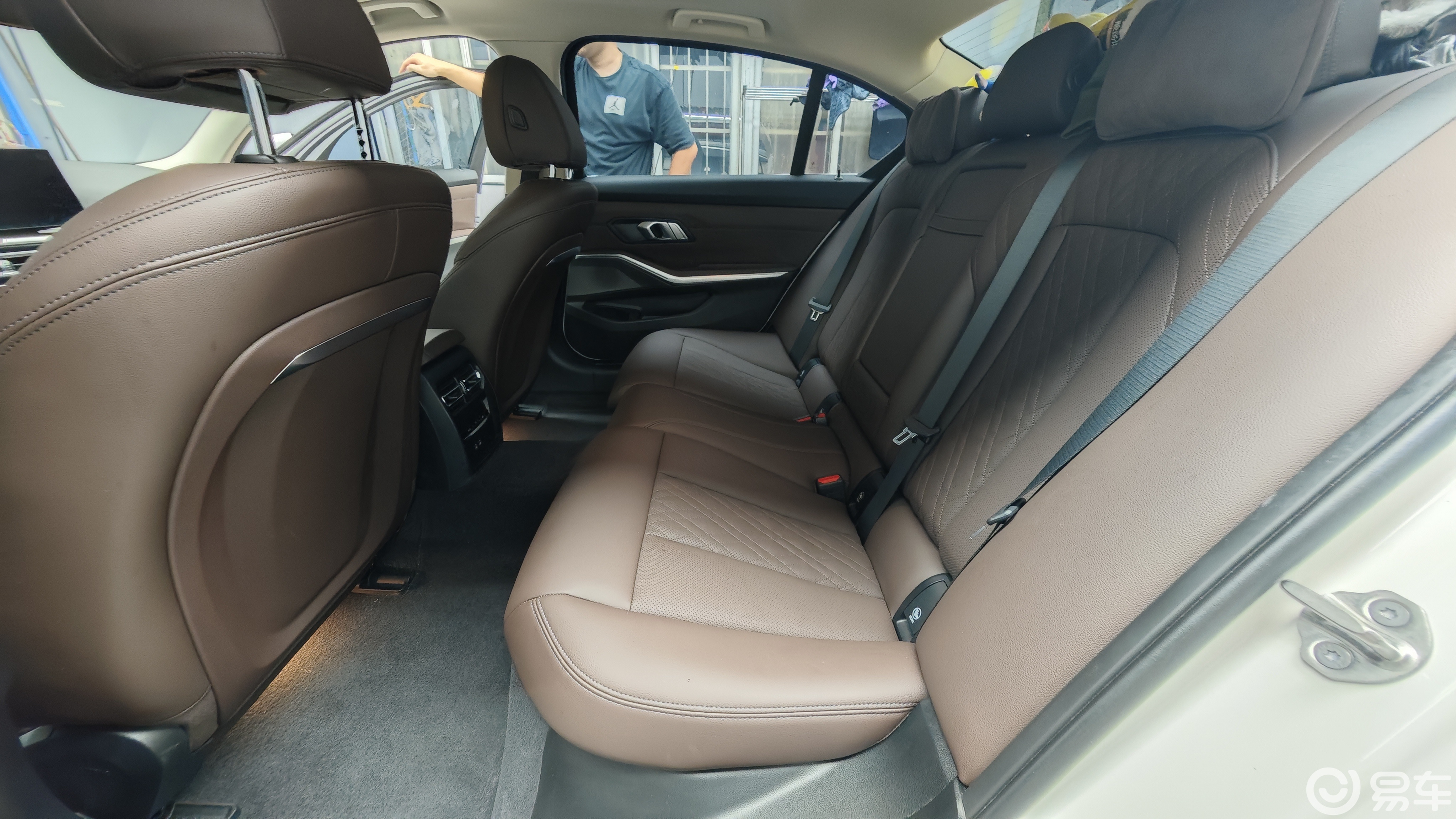 亏7万仍不悔？采访宝马i3车主：太清醒还是老糊涂？