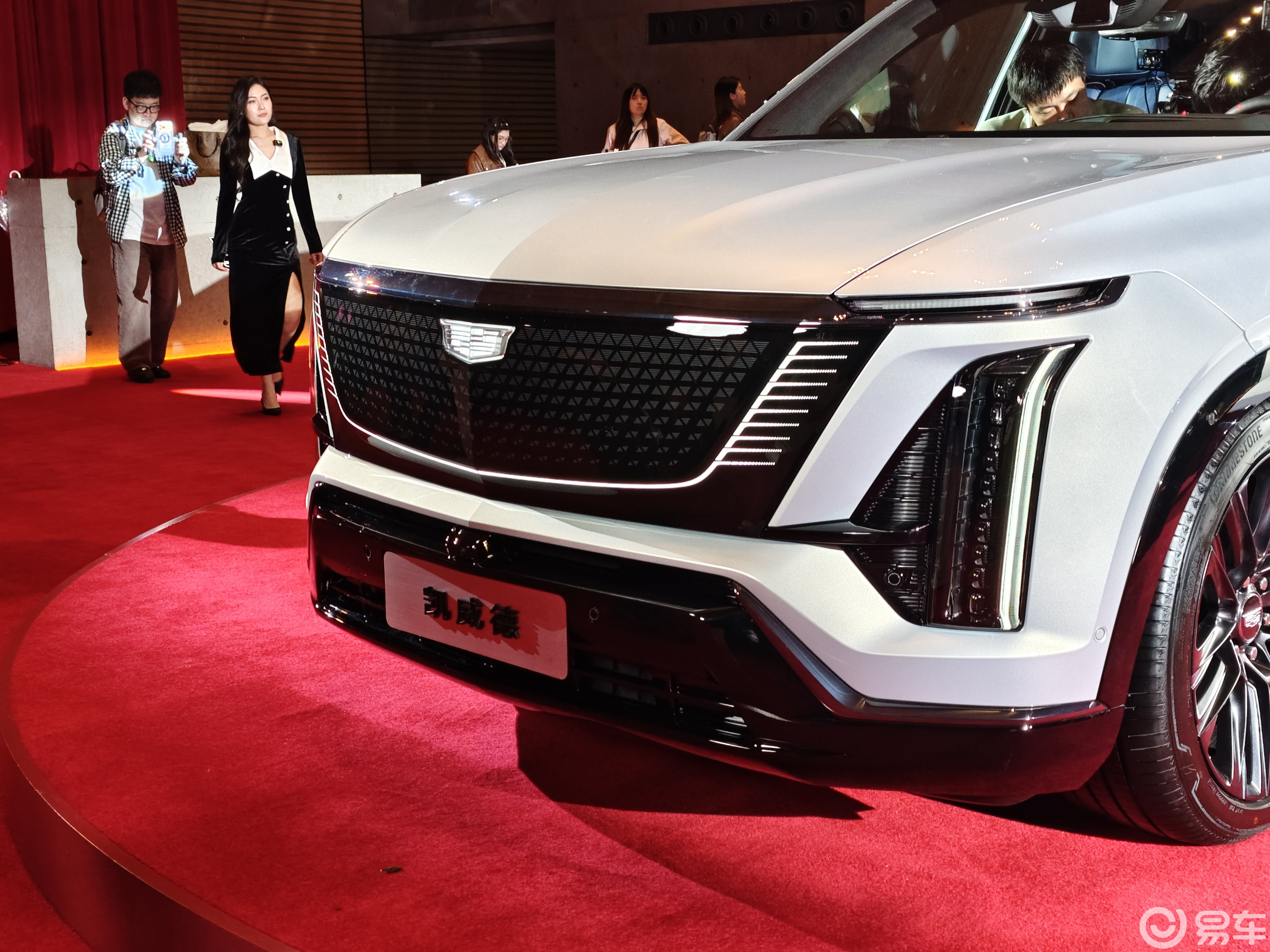 46.88万起！凯迪拉克VISTIQ搅局豪华大六座市场？