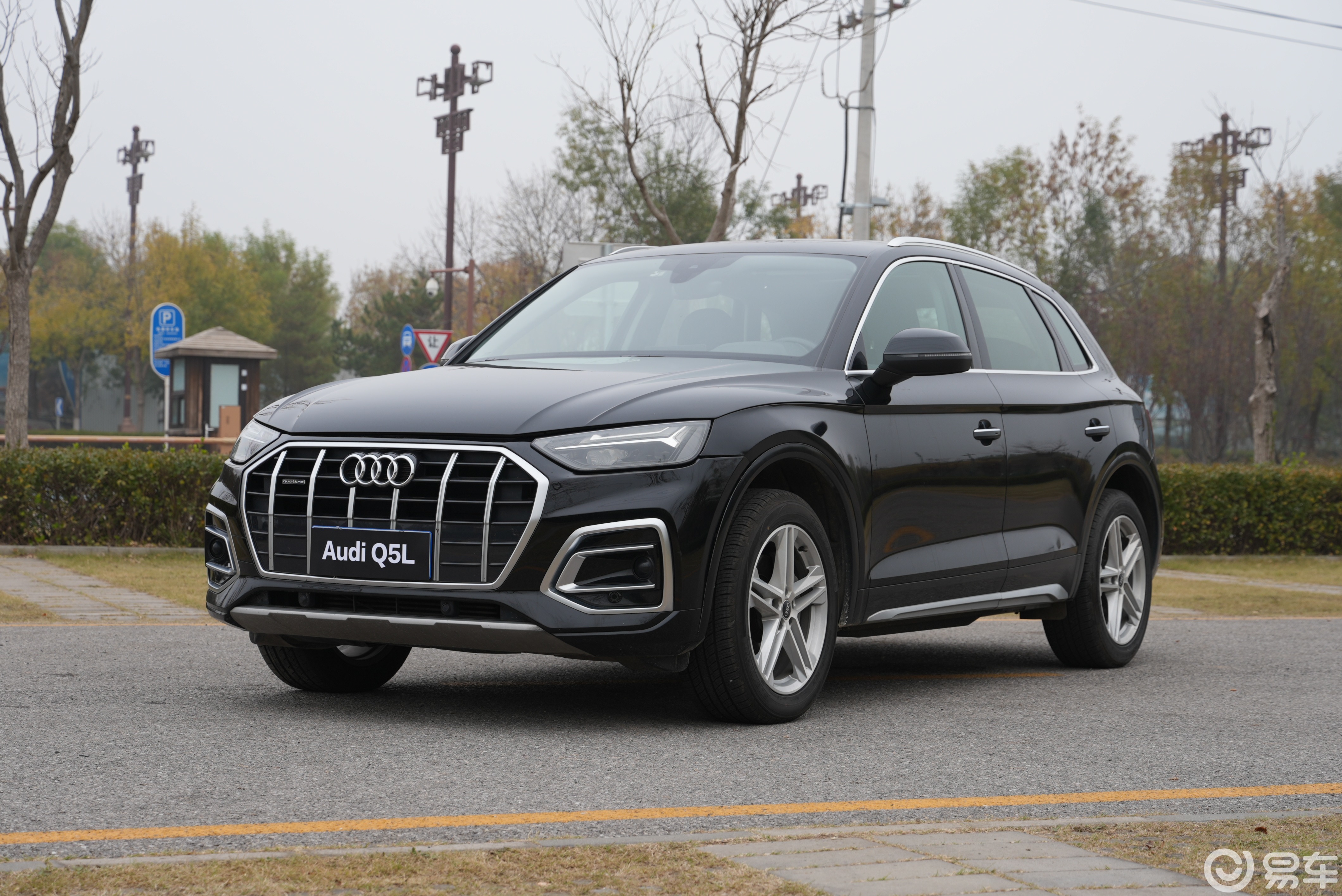 “你的第一台揽胜”门槛23.98万起，还纠结奥迪Q5L？