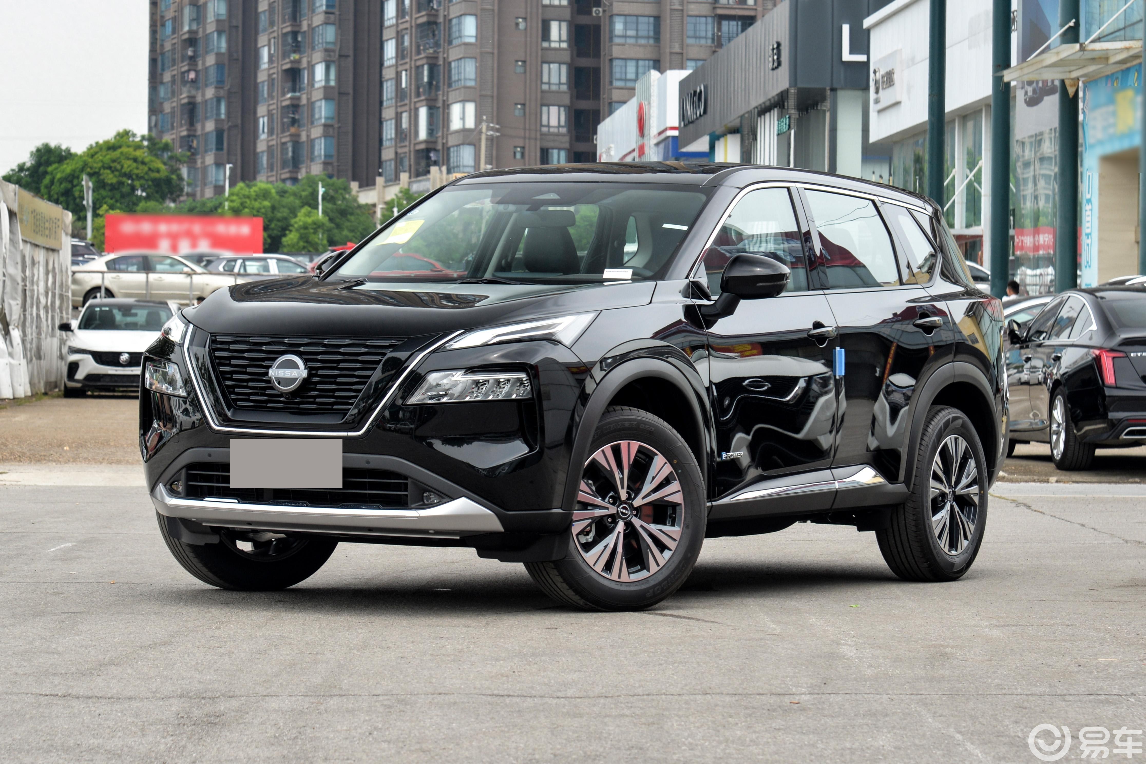 但是翻看8月份日产的销量可以发现,只有轩逸一款车型销量破万,销量