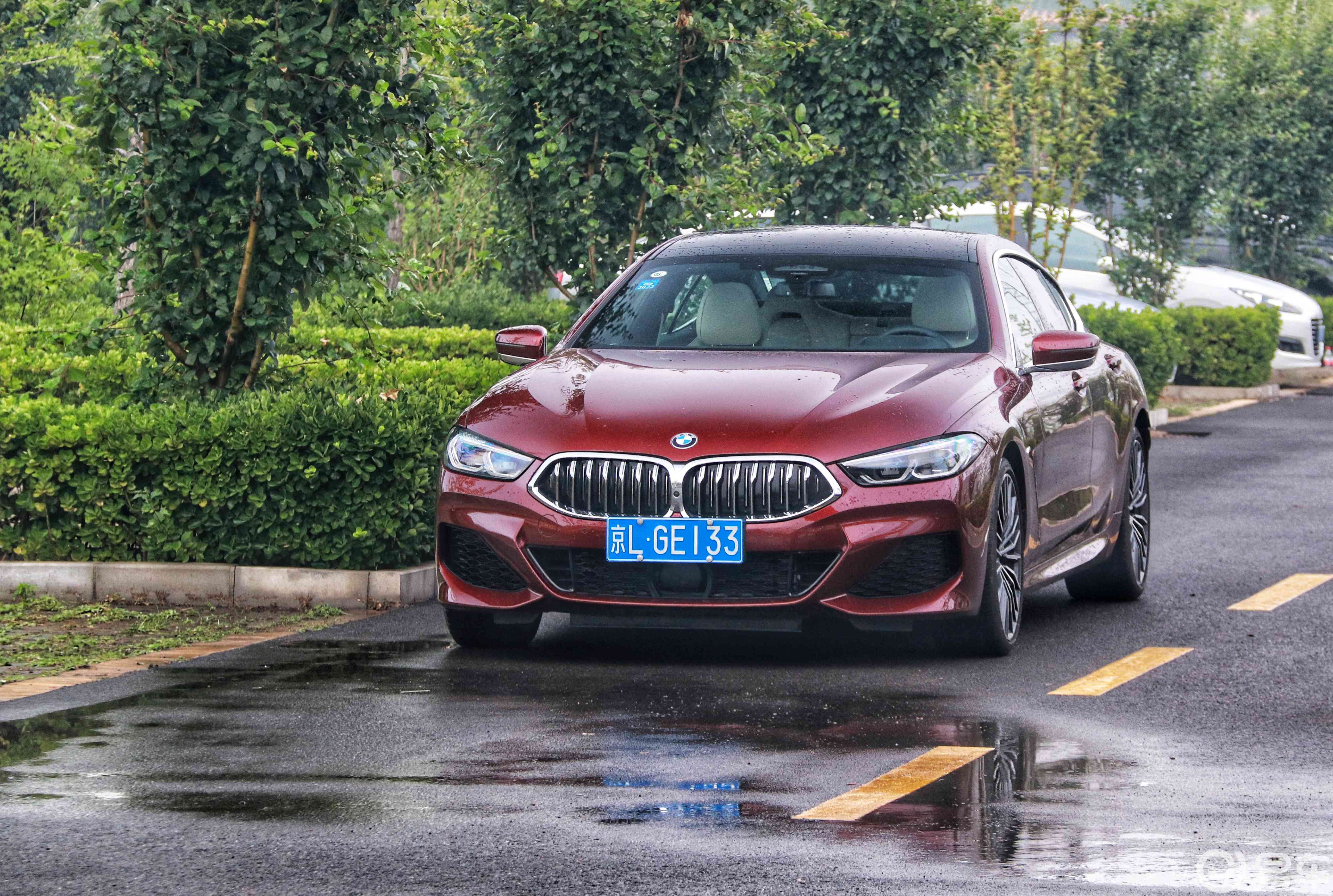 宝马8系悬架-四驱-仪表盘-易车