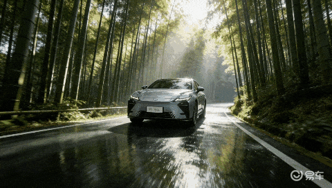 全新一代雷克萨斯ES:先要自我超越,再说铸就经典