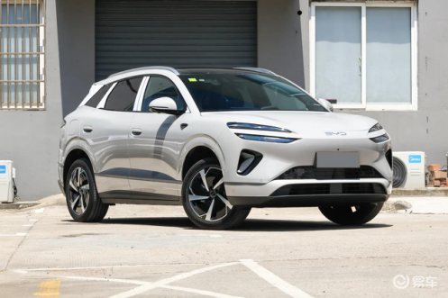 到底买谁好?2026款零跑C10深度对比海狮06EV