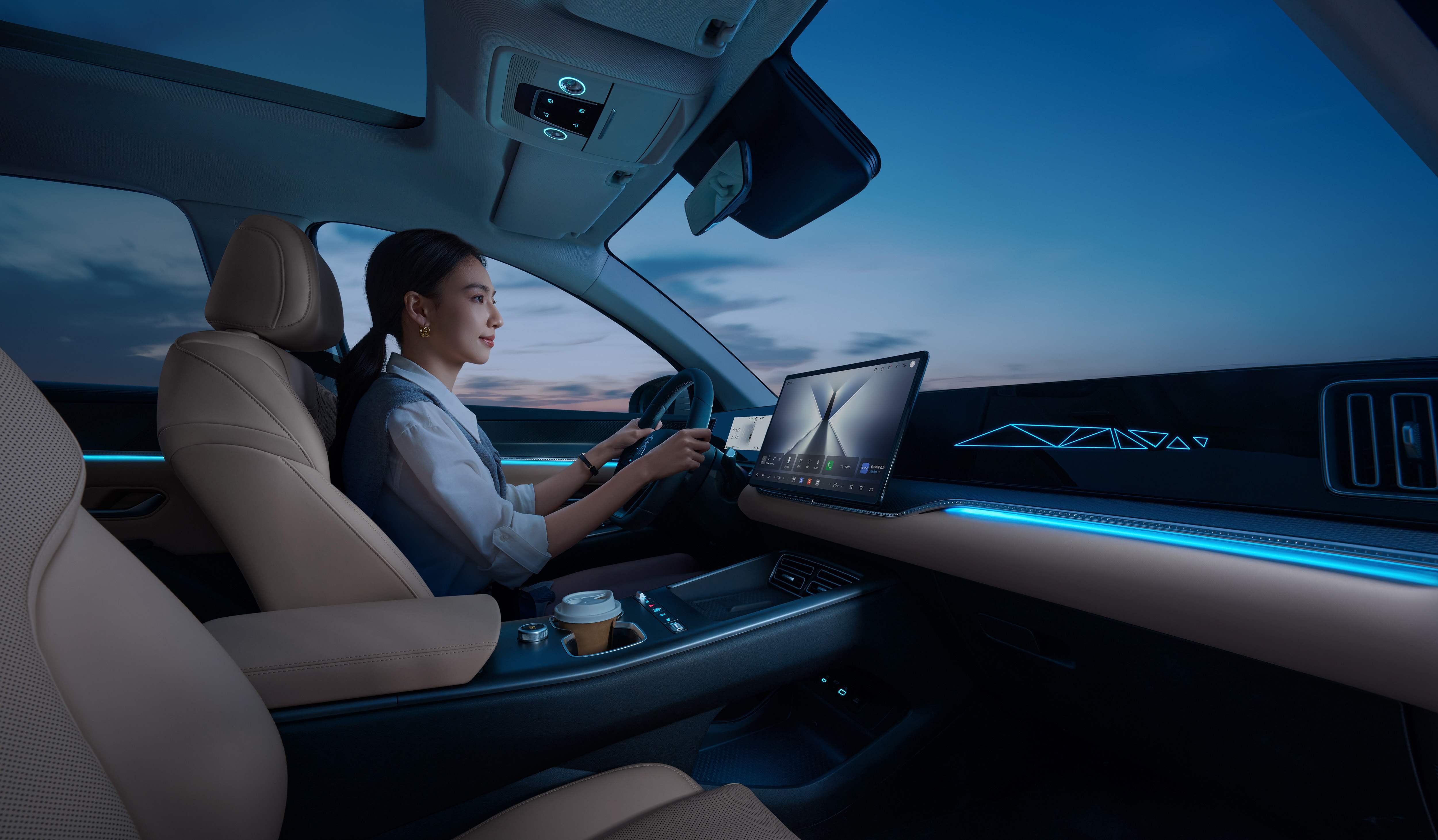 比亚迪宋Pro DM-i 220km上市11.98万起