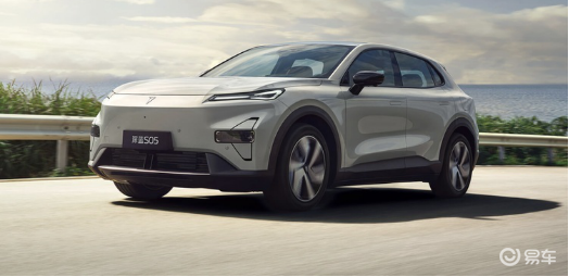 深蓝 S05 PK 零跑 C10，谁更懂家庭需求？