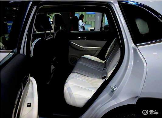 15万纯电SUV选购指南:深蓝S05与银河E5核心对决