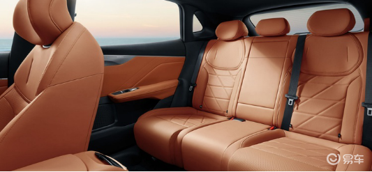 深蓝 S05 PK 零跑 C10,谁更懂家庭需求?