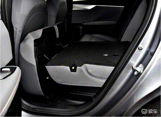 15万纯电SUV选购指南:深蓝S05与银河E5核心对决