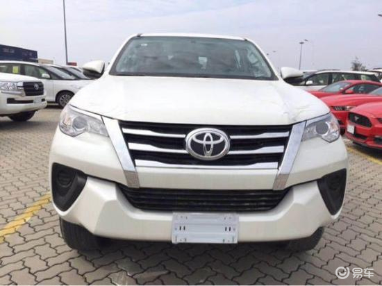 中东奔跑者2019款丰田穿越者2700天津港现车特惠售