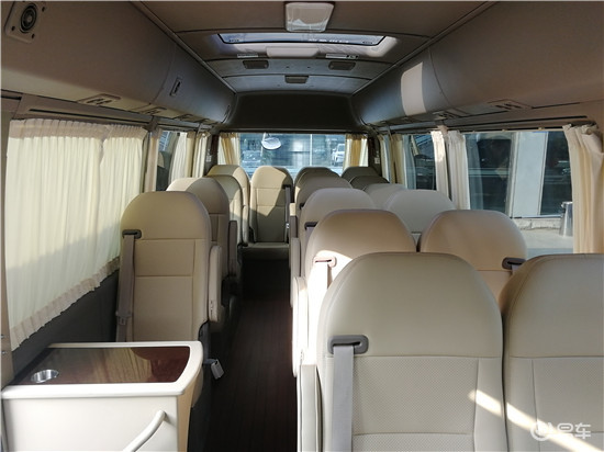 柯斯达车身-座椅-空间-易车